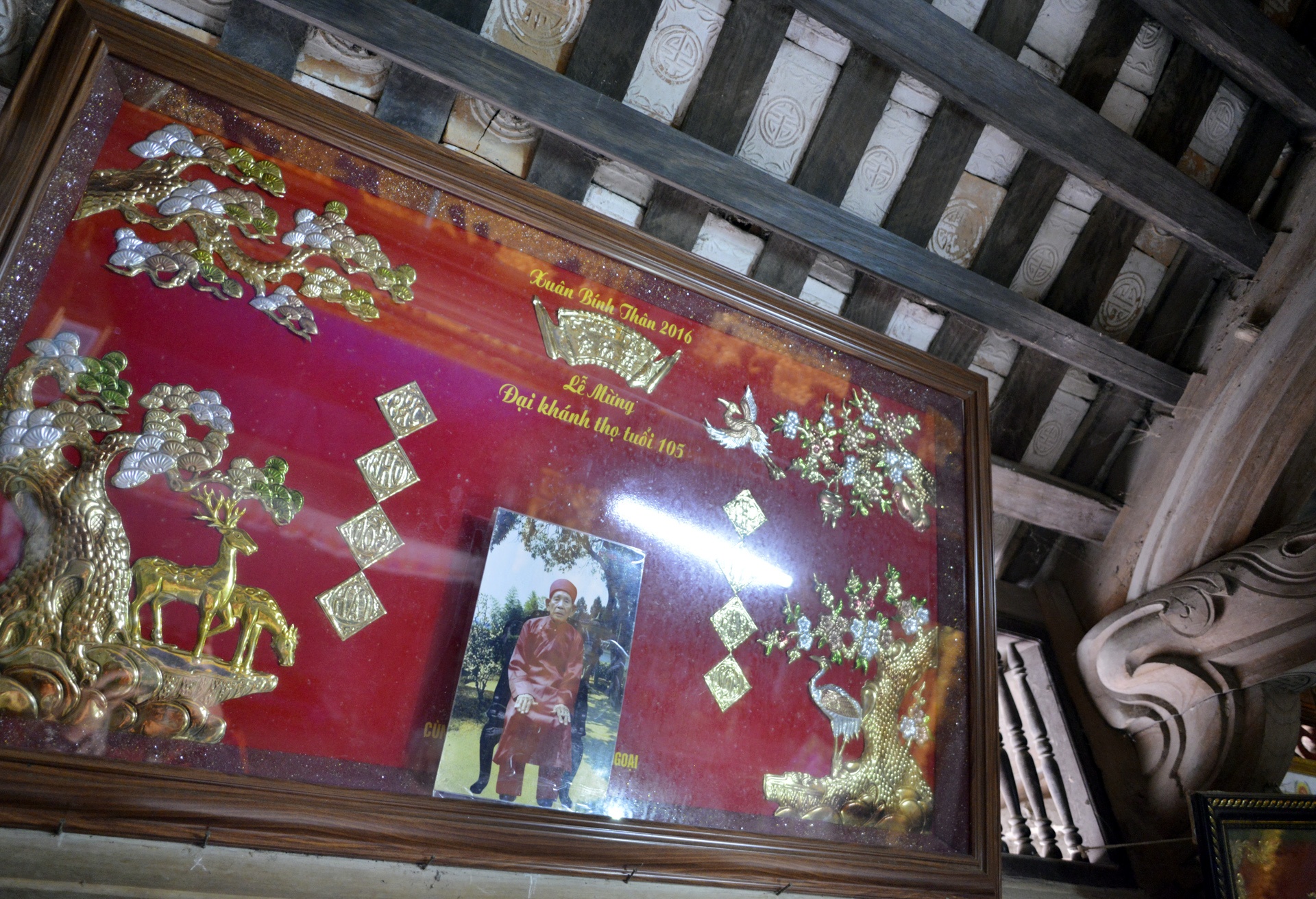 Cu ong 104 tuoi co ban chan Giao chi anh 4