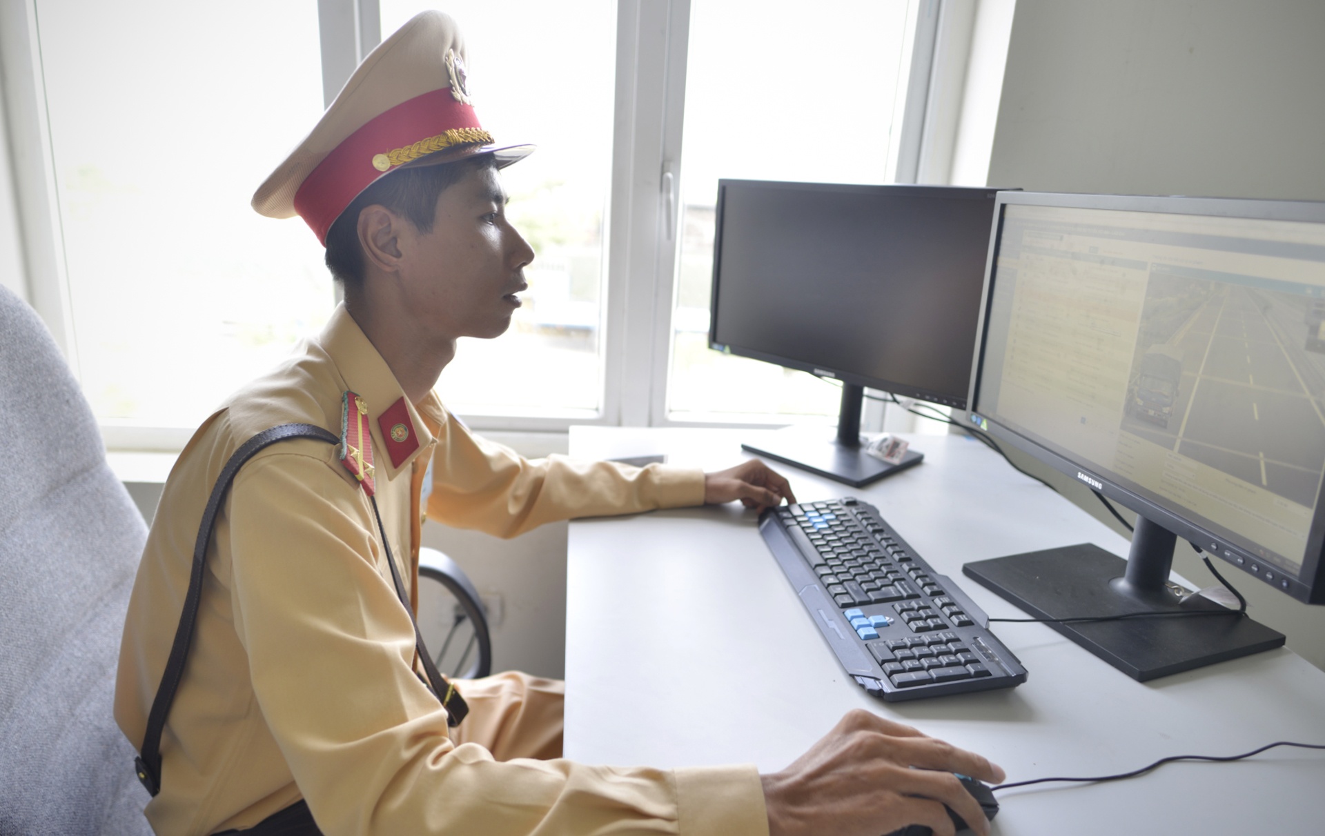 Xu phat vi pham qua camera tren cao toc Noi Bai anh 5