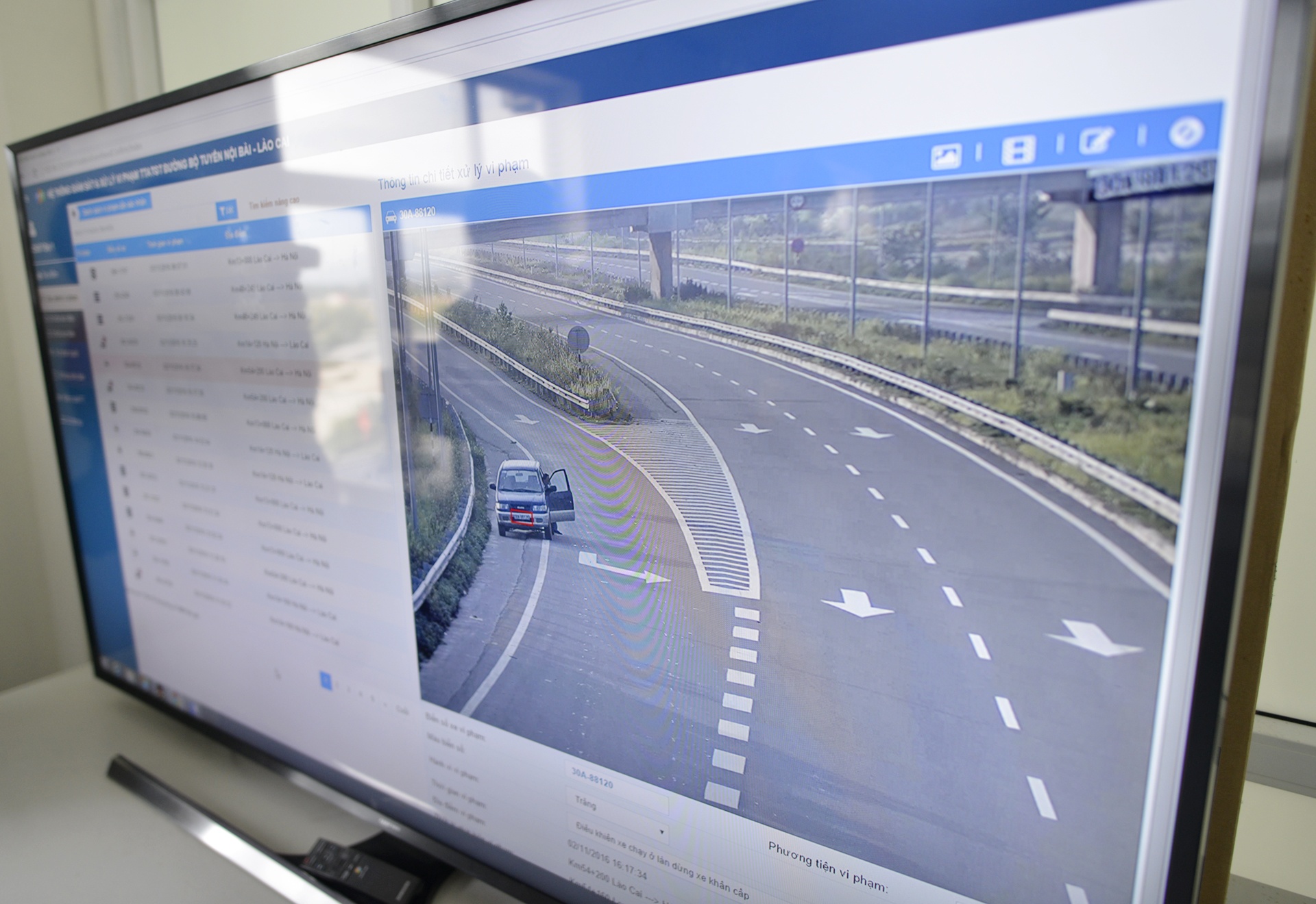 Xu phat vi pham qua camera tren cao toc Noi Bai anh 6