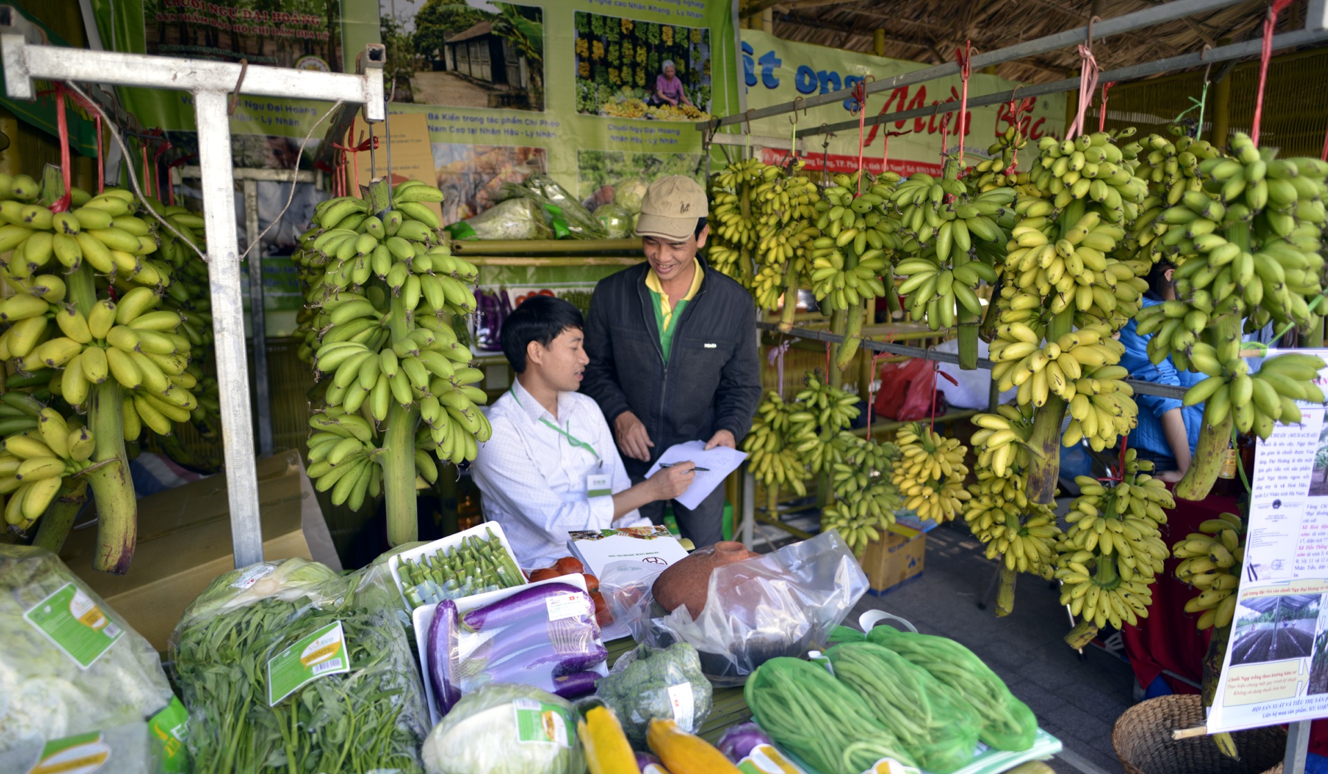 Dac san 4 mien hoi tu tai Thu do anh 4