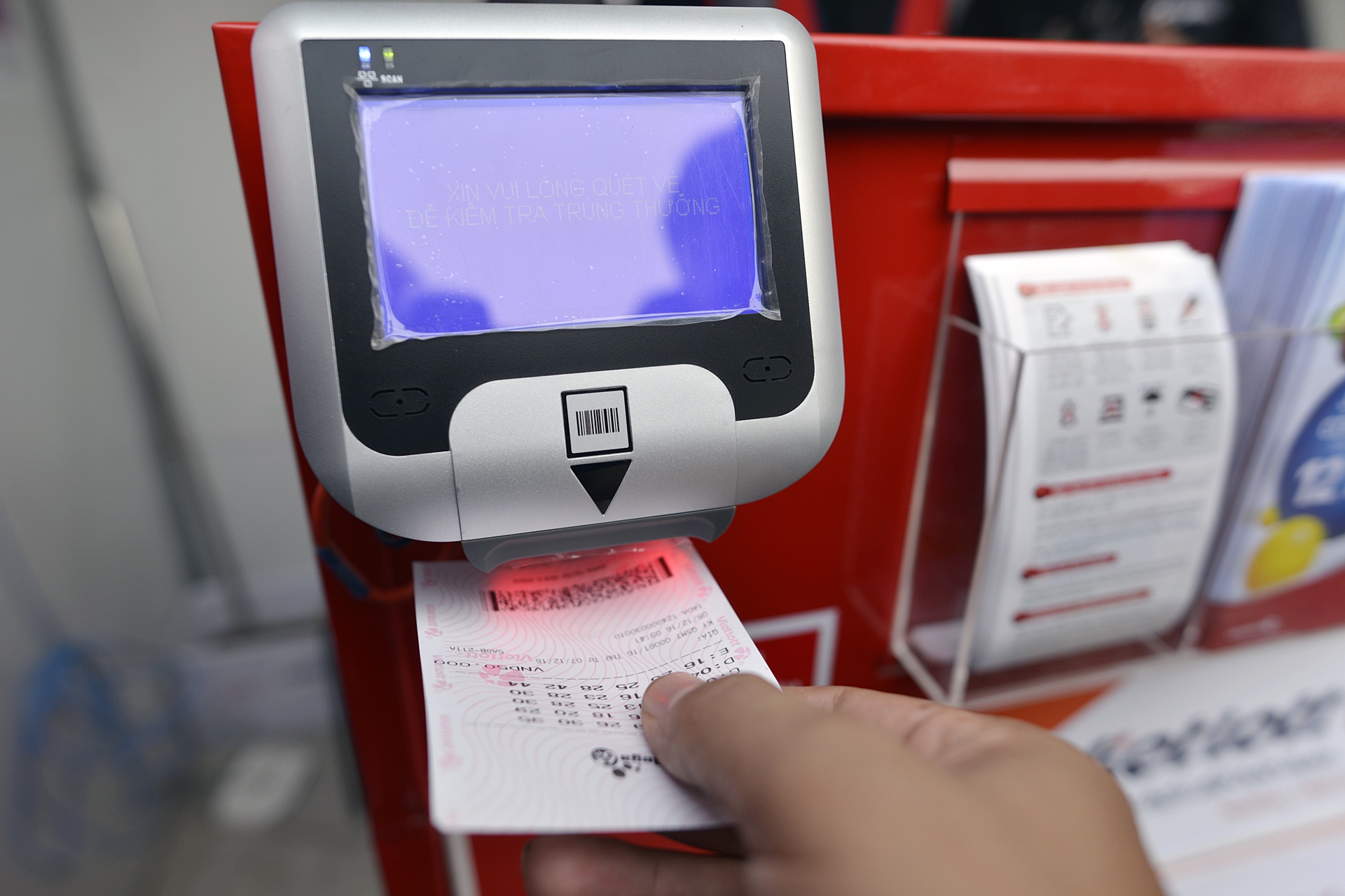 Dan Ha Noi do xo mua xo so kieu My ngay dau ban chinh thuc hinh anh