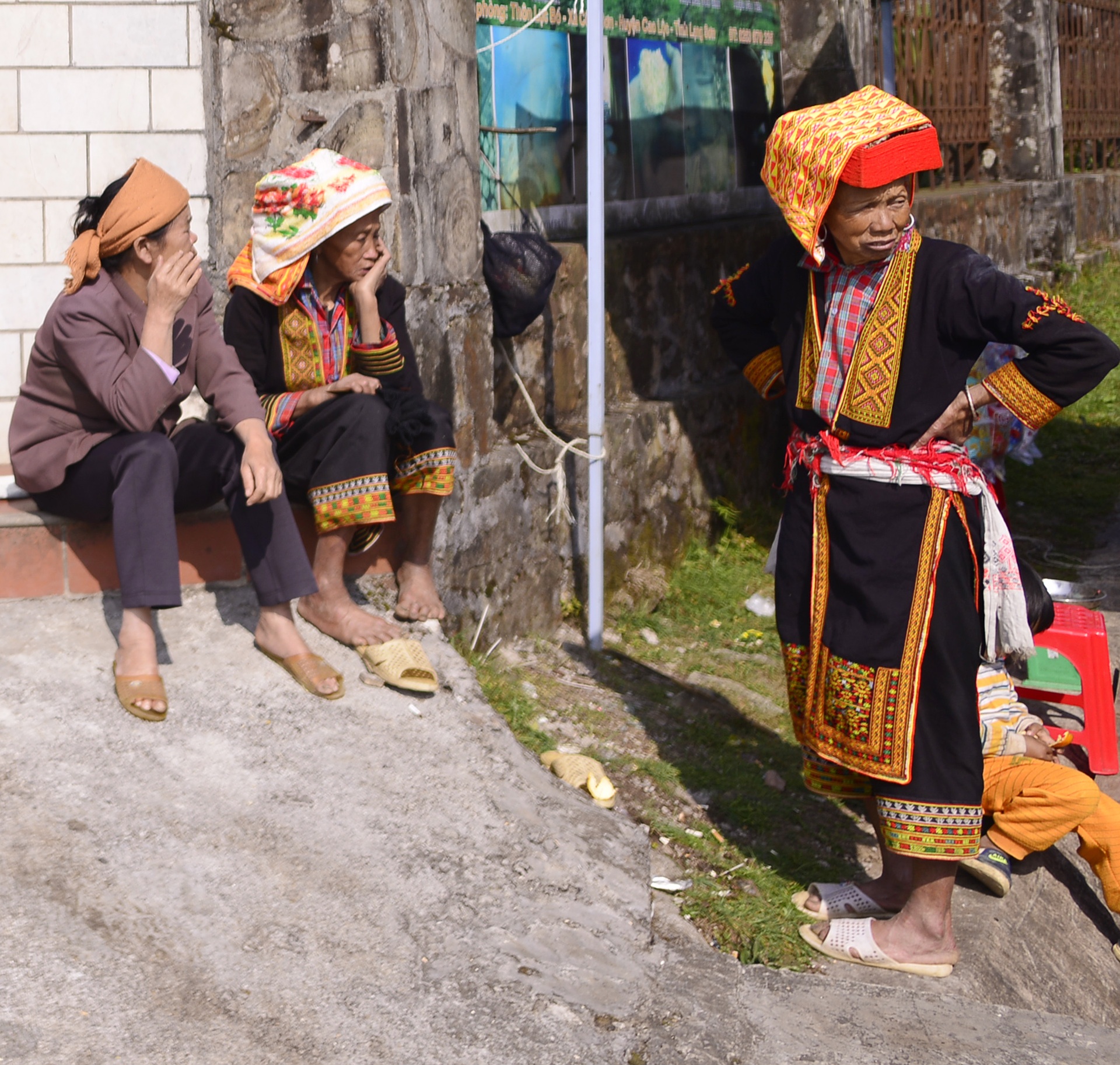 Ve dep hoang so tren dinh Mau Son nhin tu tren cao anh 12