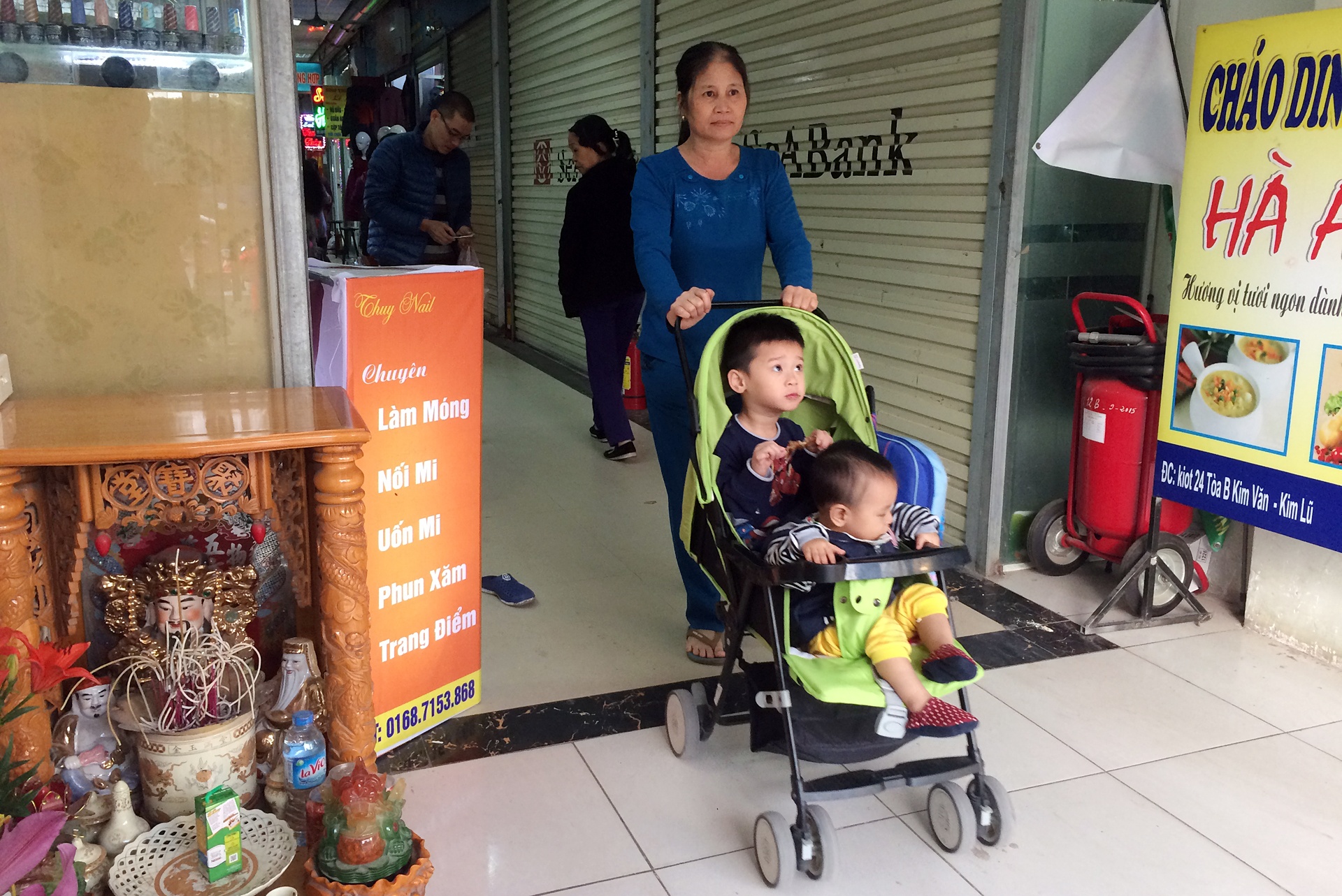 Hop cho,  nhech nhac tai cac khu chung cu ong Than anh 11