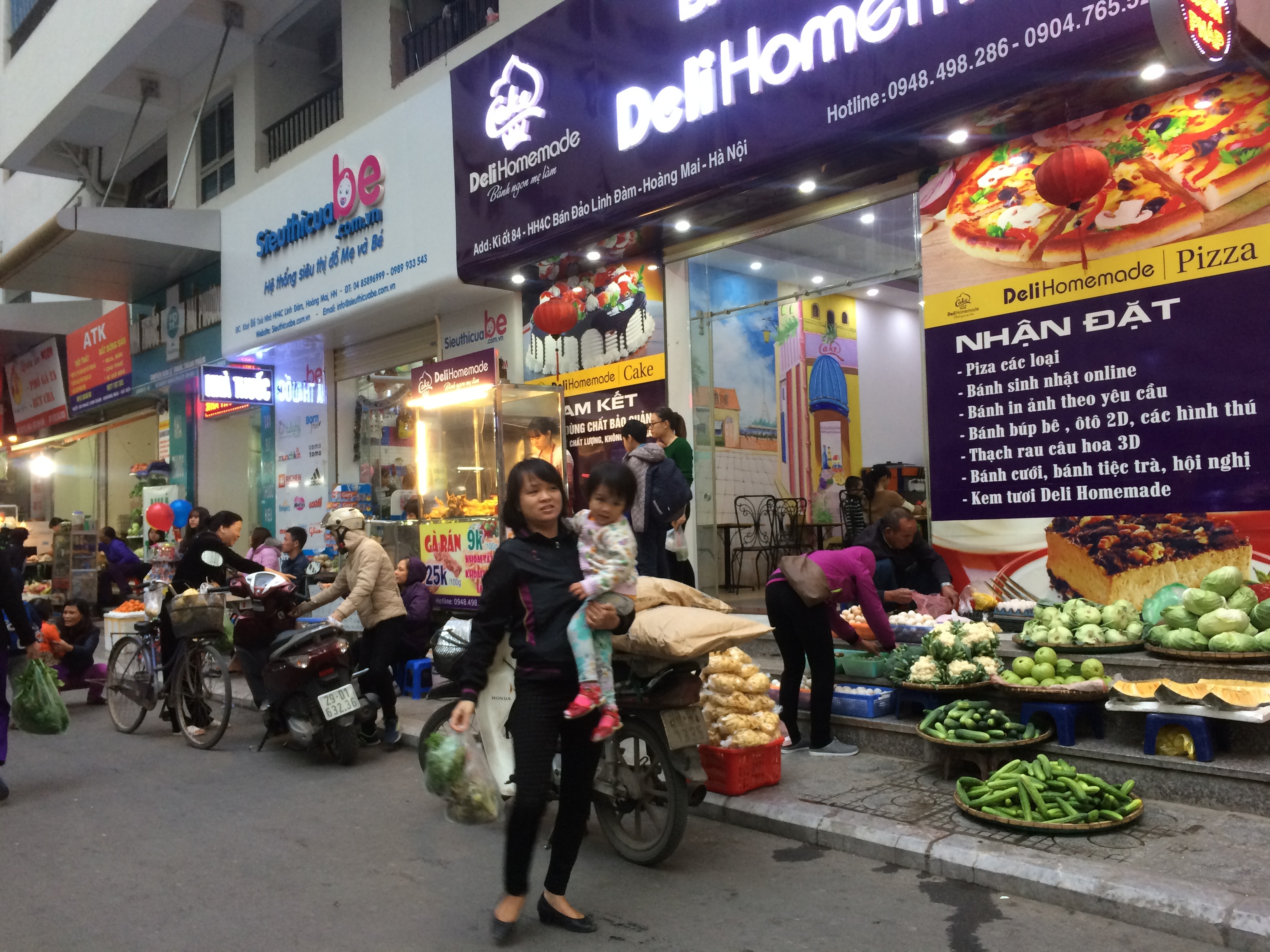 Hop cho,  nhech nhac tai cac khu chung cu ong Than anh 4