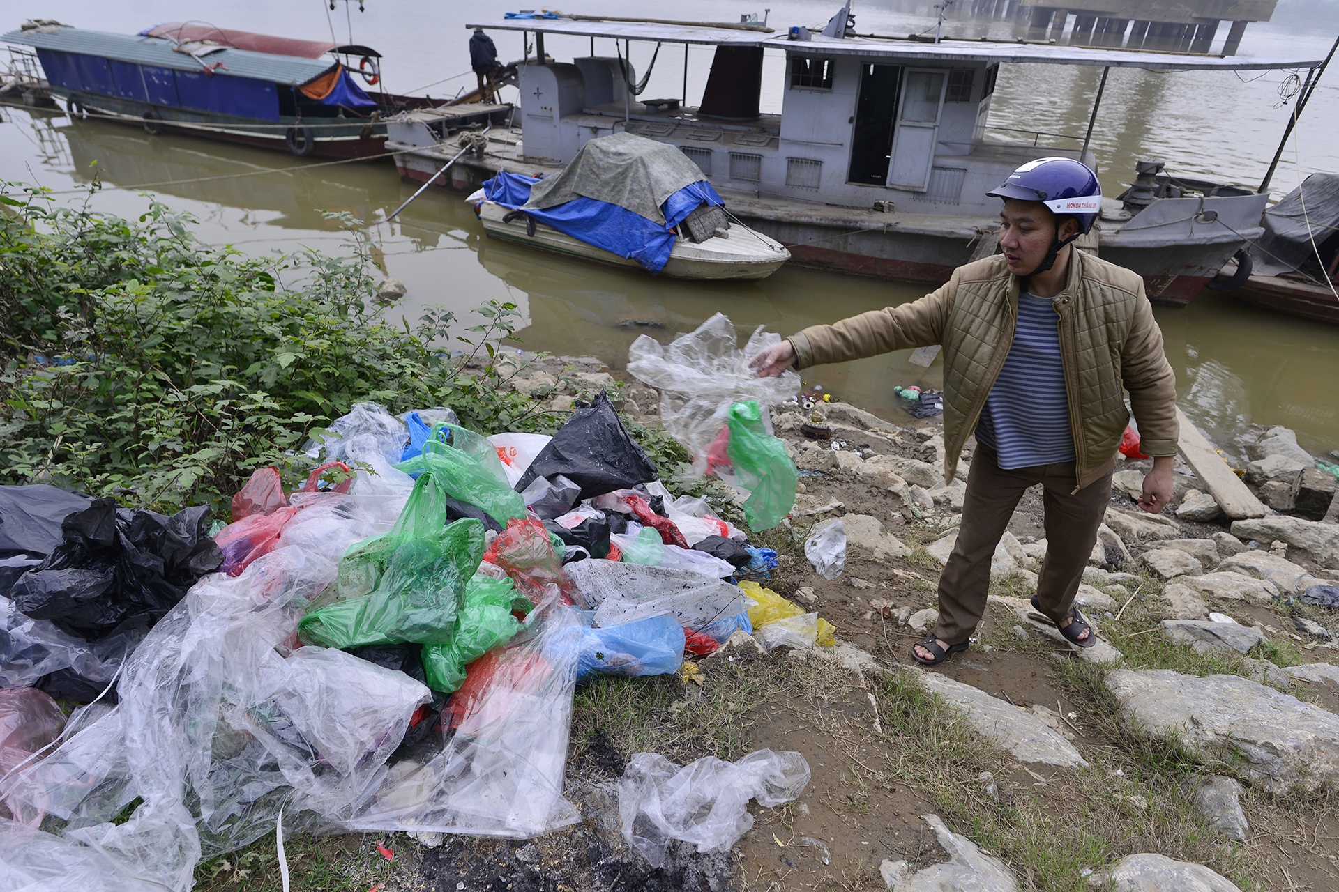 Nguoi Ha Noi tha ca chep som anh 10