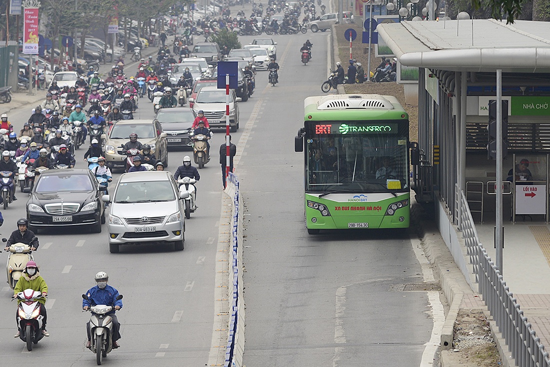 Diem den un tac thong thoang ngay giap Tet hinh anh