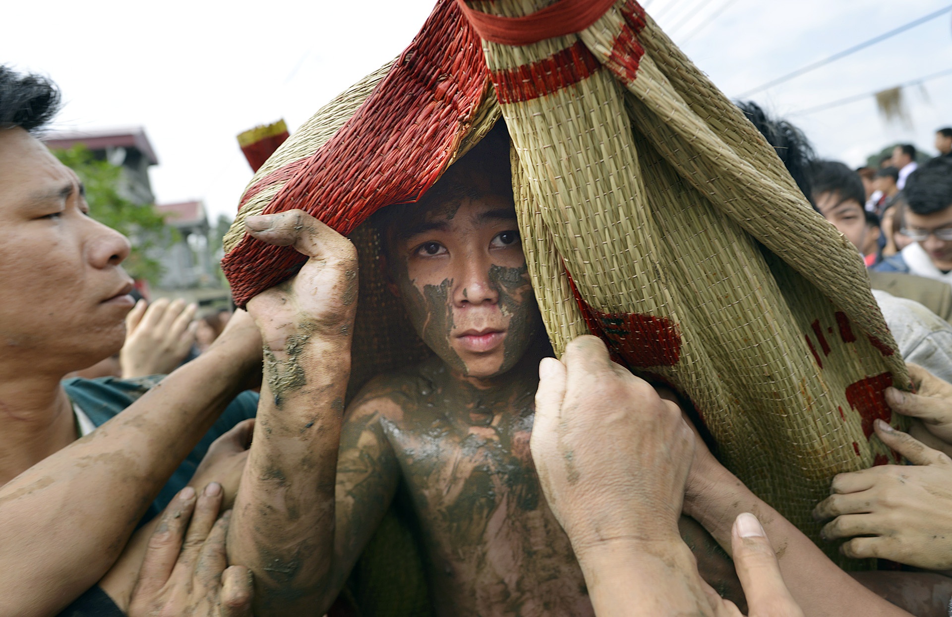 Giam dap cuop chieu o le duc but anh 6