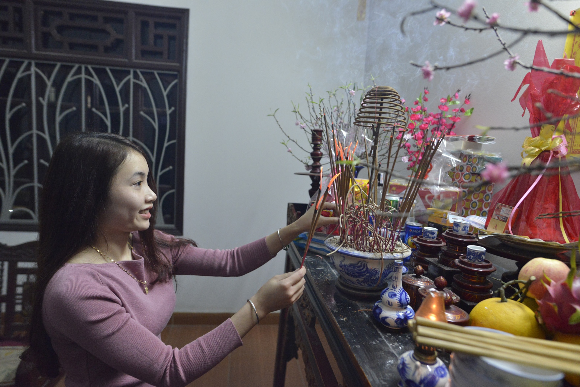 dot 30 kg vang ma lam lua de nguoi dan lay do anh 18