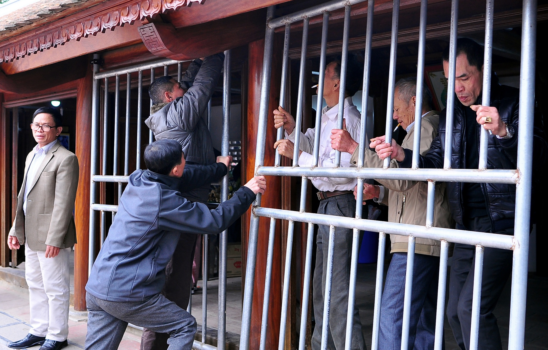 le hoi den tran truoc gio khai an anh 4