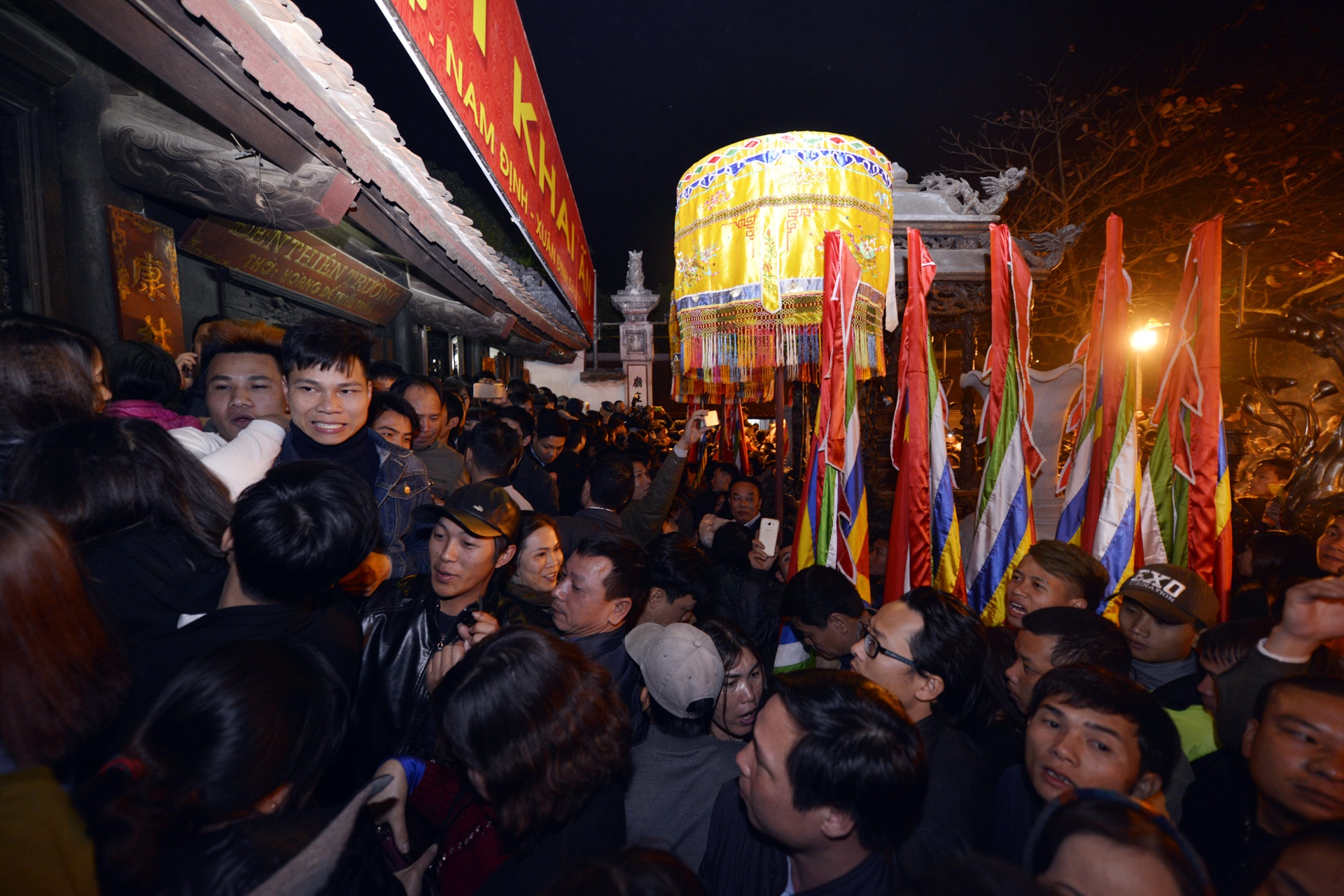 Chu tich nuoc du le khai an den Tran anh 5