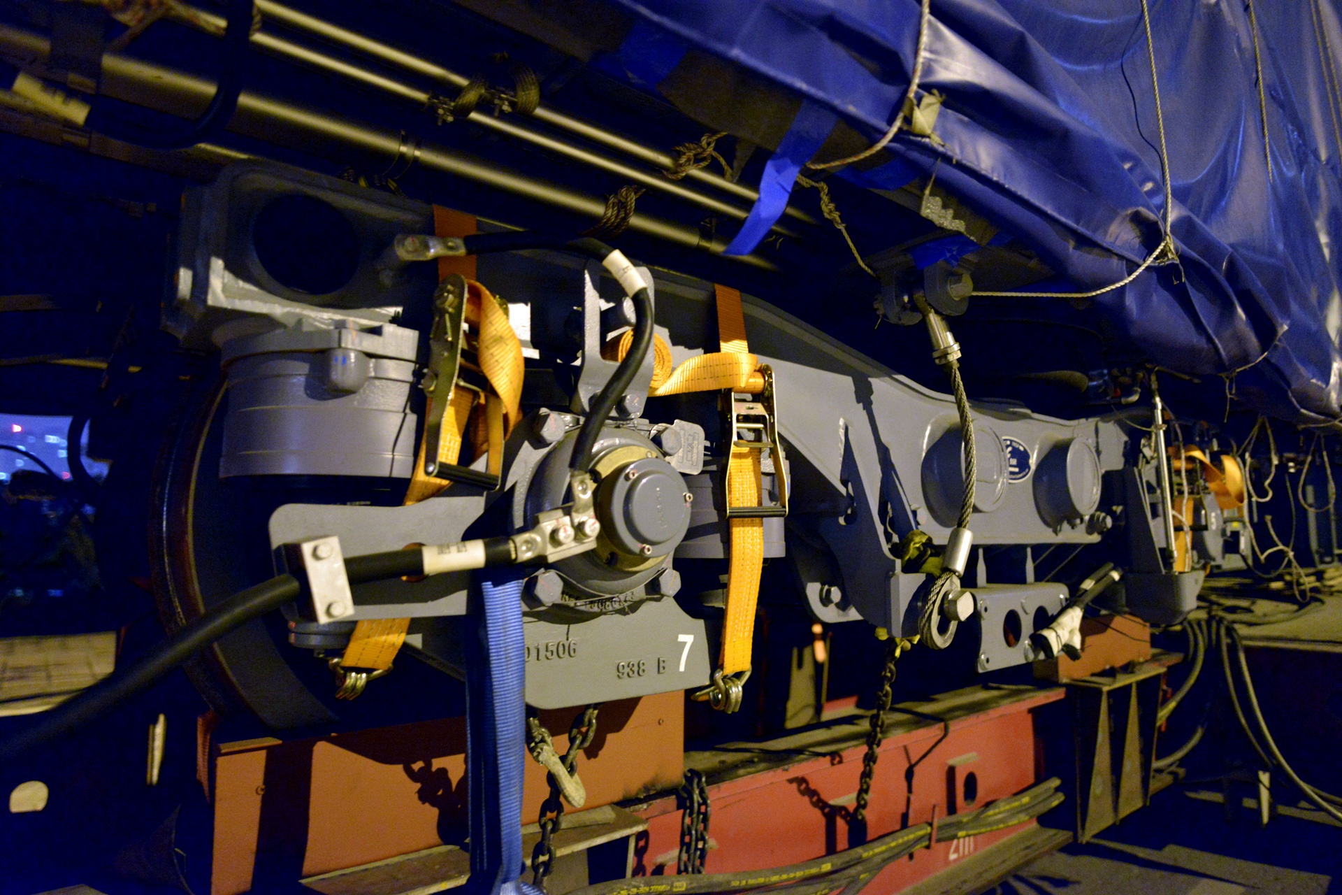 Can canh doan tau dau tien tuyen Cat Linh-Ha Dong ve Viet Nam hinh anh