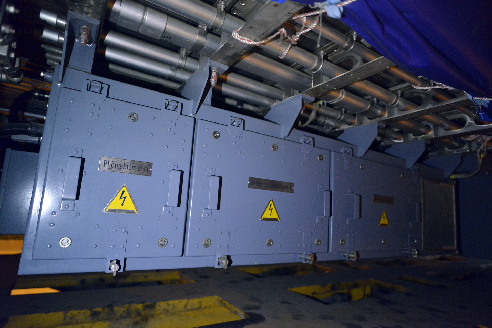 4 doan tau duong sat tren cao ve den Ha Noi anh 11