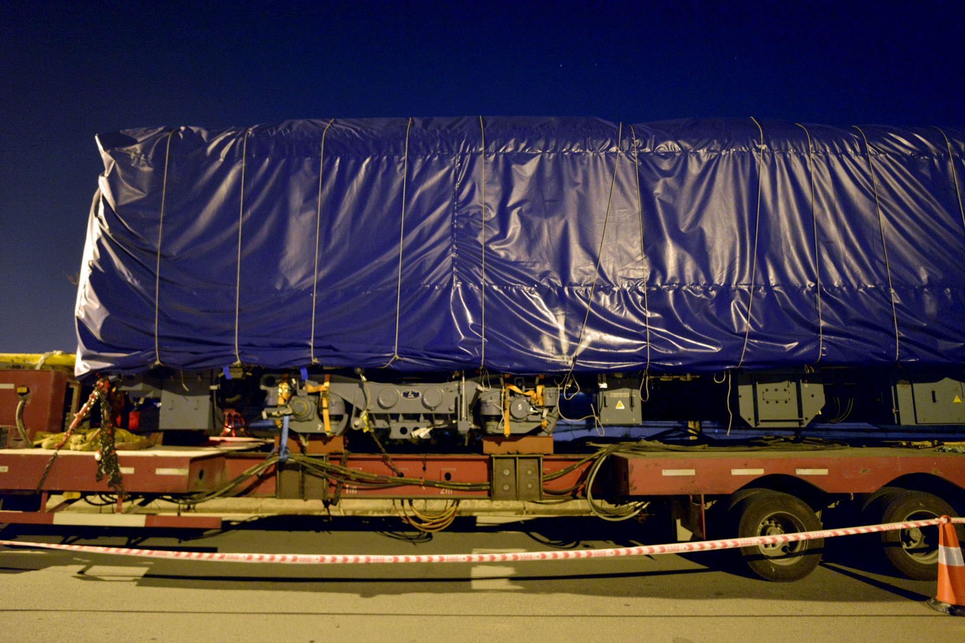 4 doan tau duong sat tren cao ve den Ha Noi anh 4