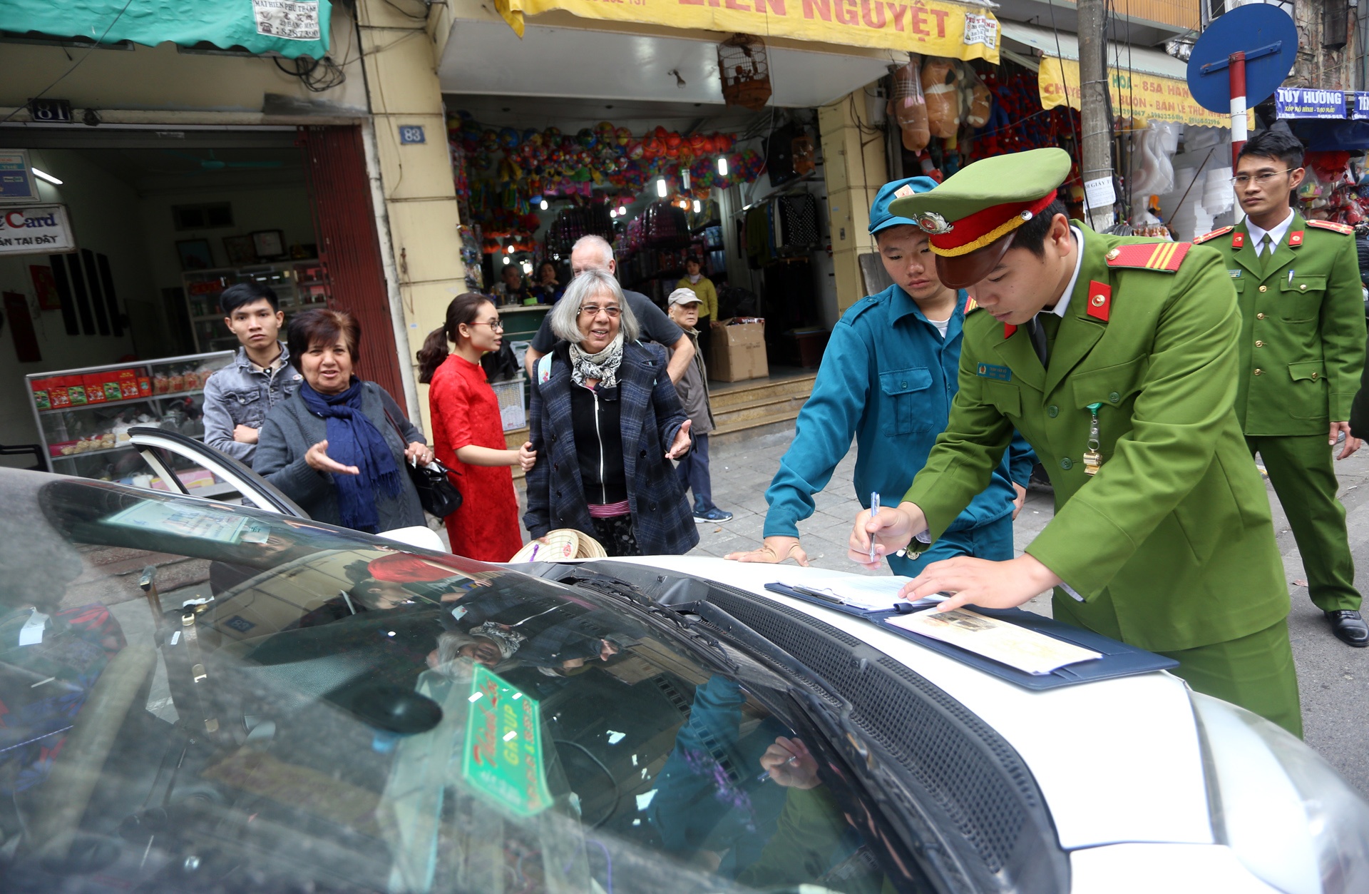 xu phat lan chiem via he anh 13