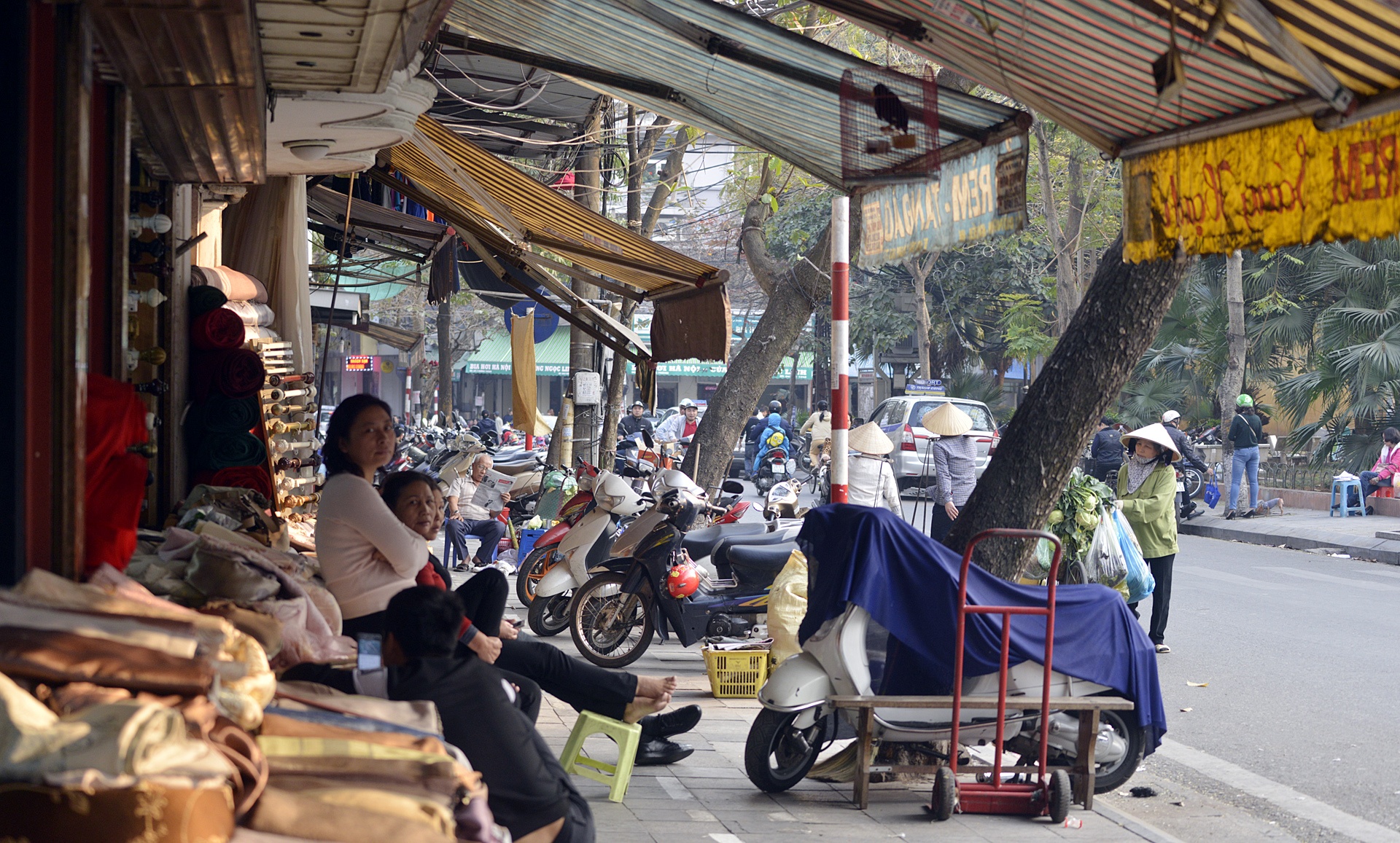 via he quan trung tam Ha Noi sau khi don dep anh 12