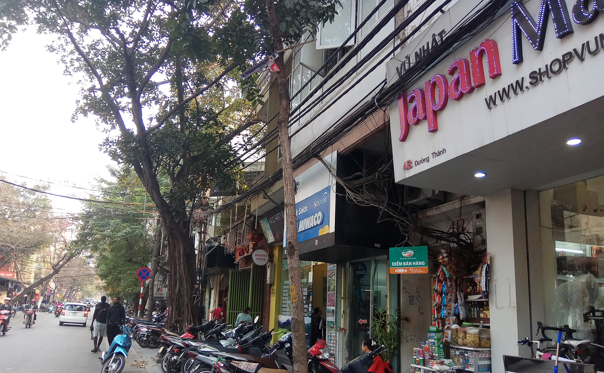 via he quan trung tam Ha Noi sau khi don dep anh 14