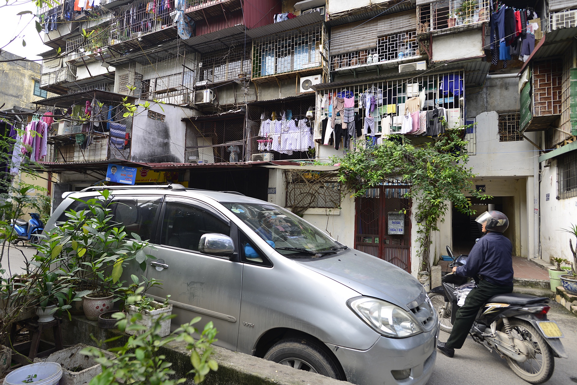 San choi khu tap the chat cung xe hop anh 2