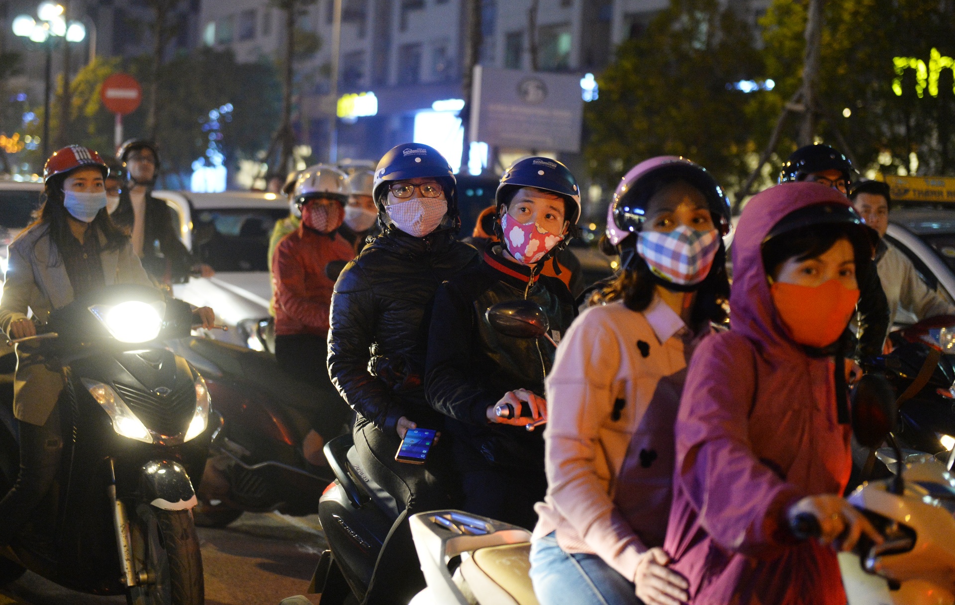 lum xum o home city,  home city trung kinh anh 10