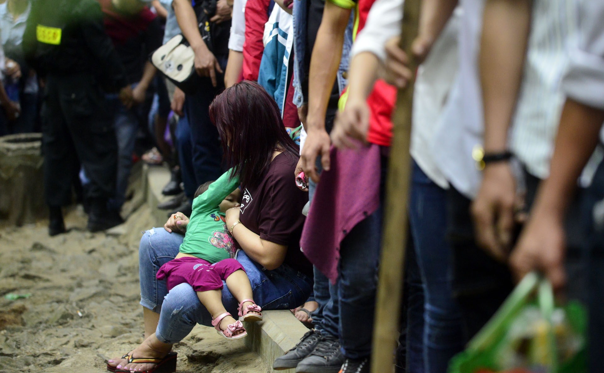 Le hoi den Hung anh 14