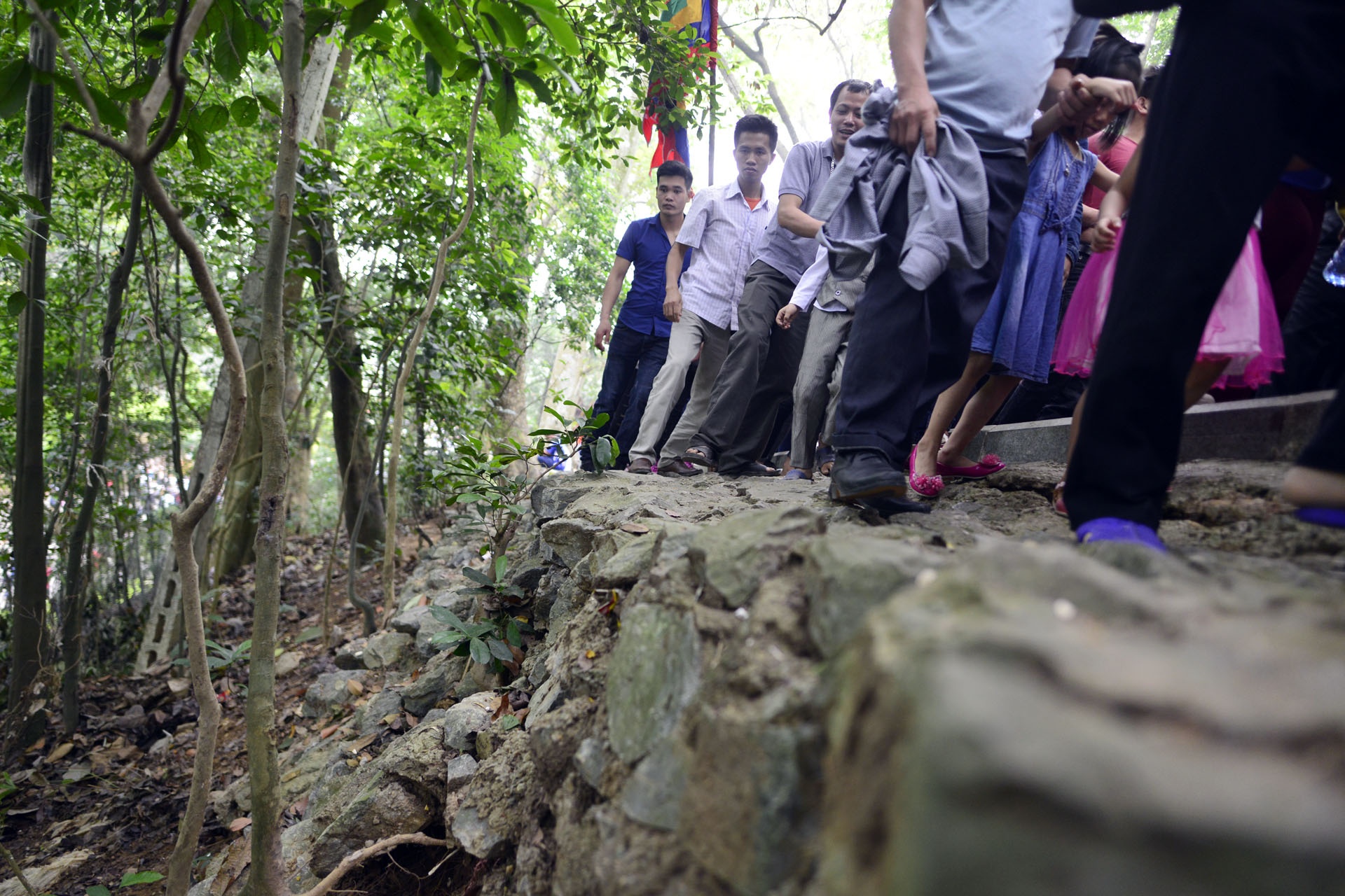 Le hoi den Hung anh 10