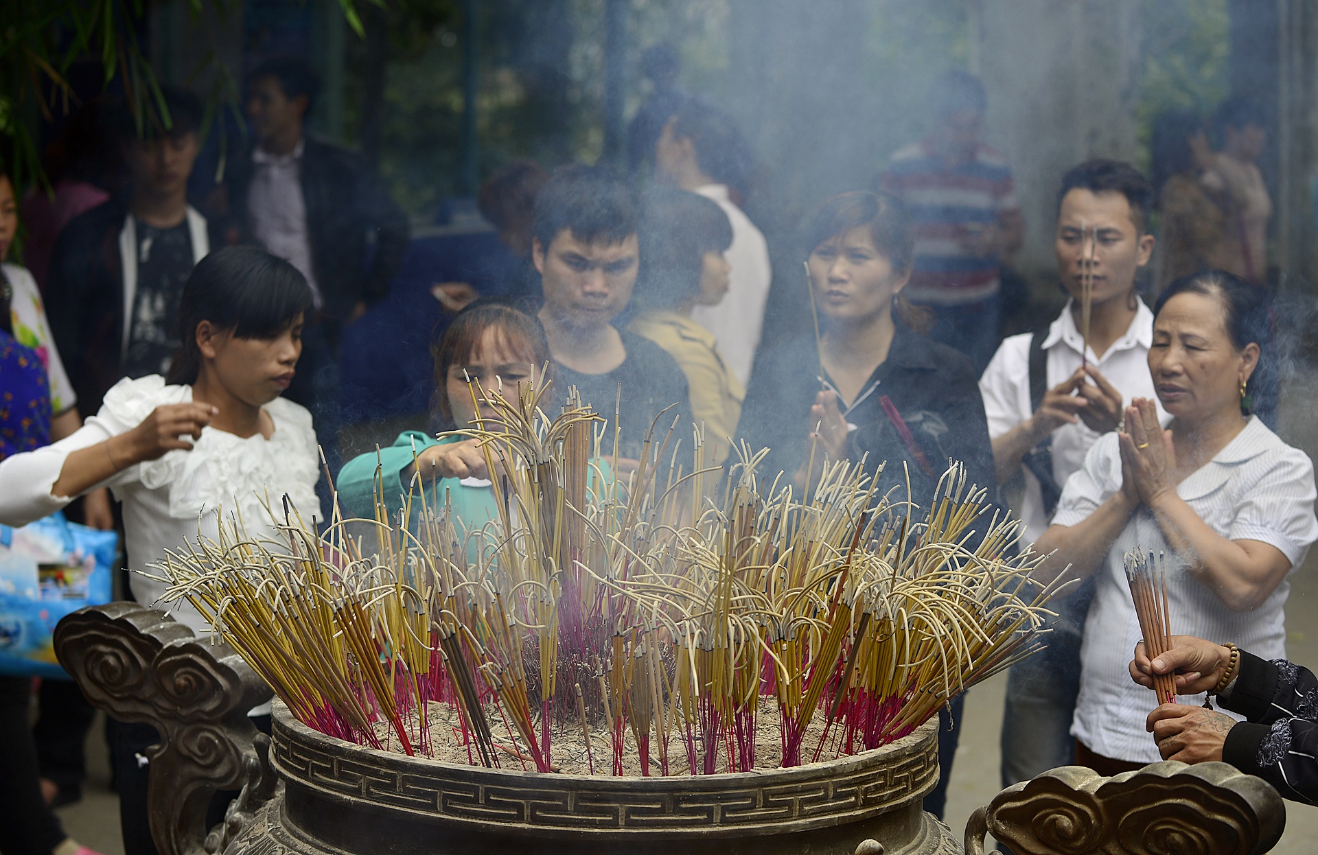 Cang day thung dam bao an toan cho du khach anh 9