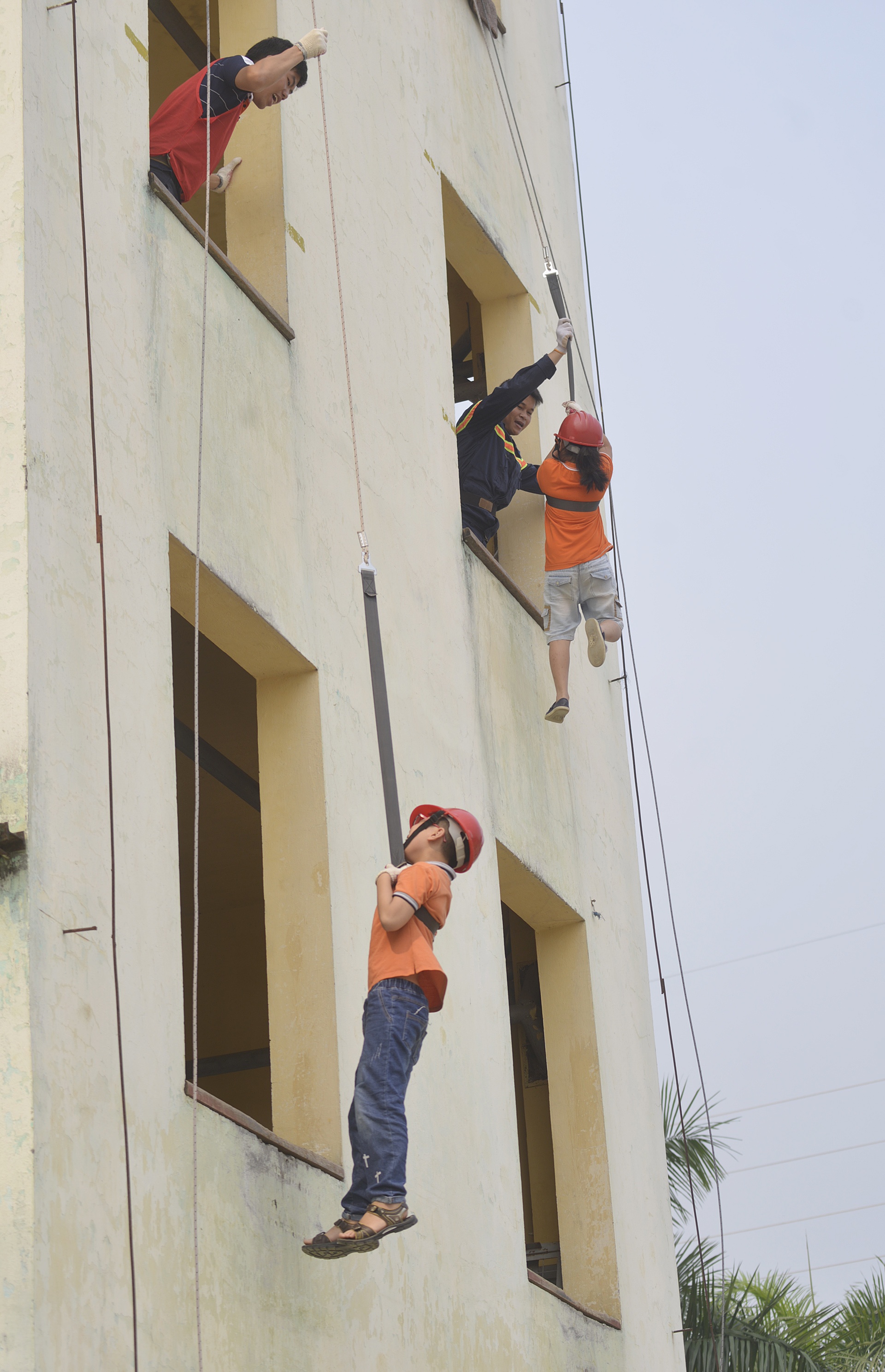 hoc cach du day tu nha cao tang anh 3