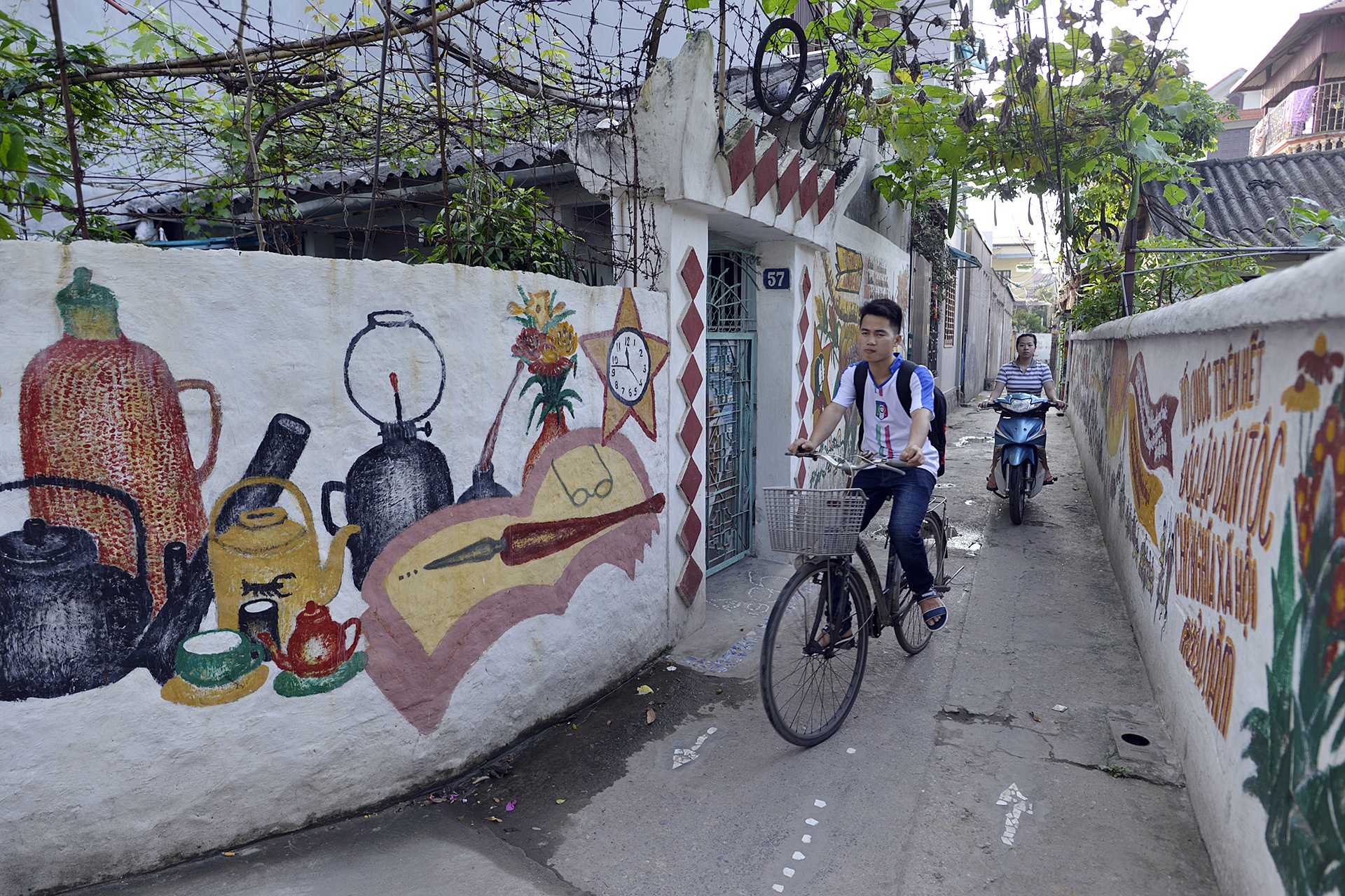 con ngo tranh ve o Ha Noi anh 4