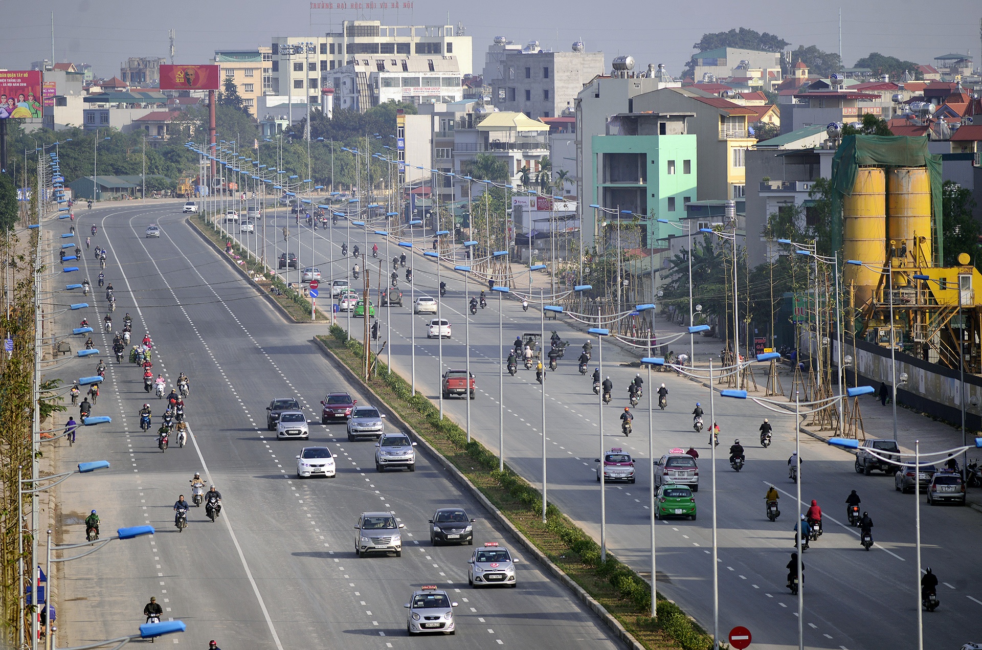 Cay xanh Ha Noi sau mot nam trong moi anh 13