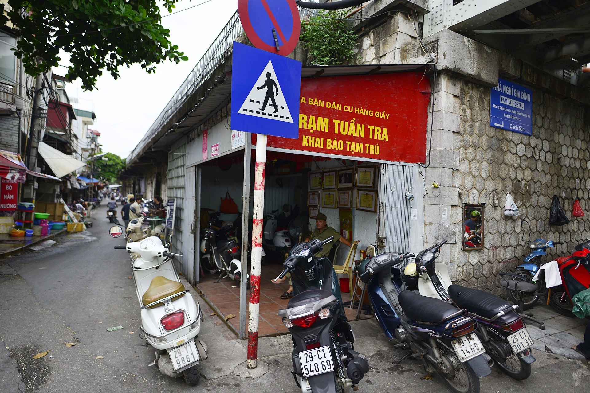 duc thong 131 vom cau Ha Noi anh 14