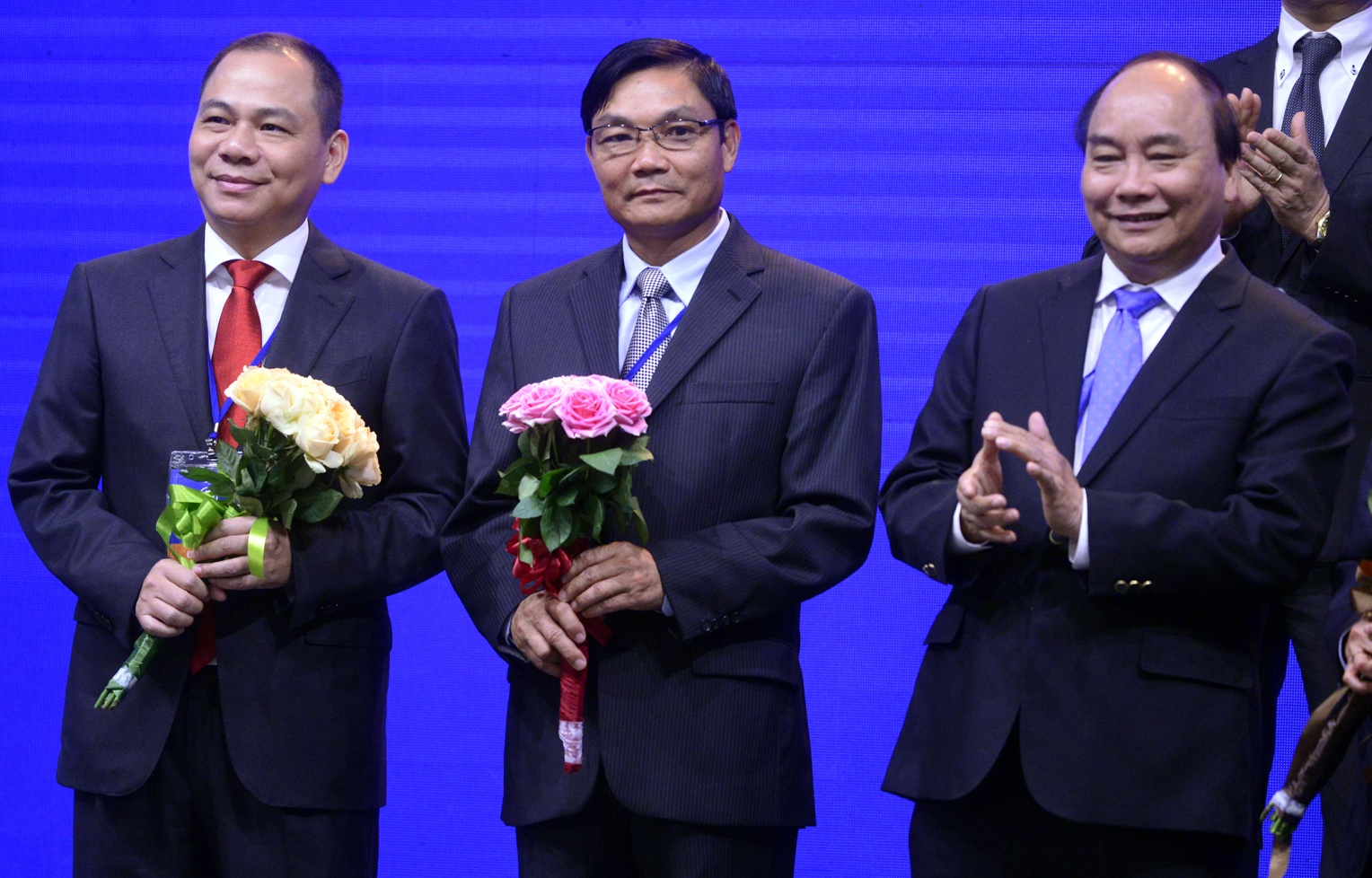 Thu tuong voi doanh nhan tai hoi nghi xuc tien dau tu cua Ha Noi hinh anh