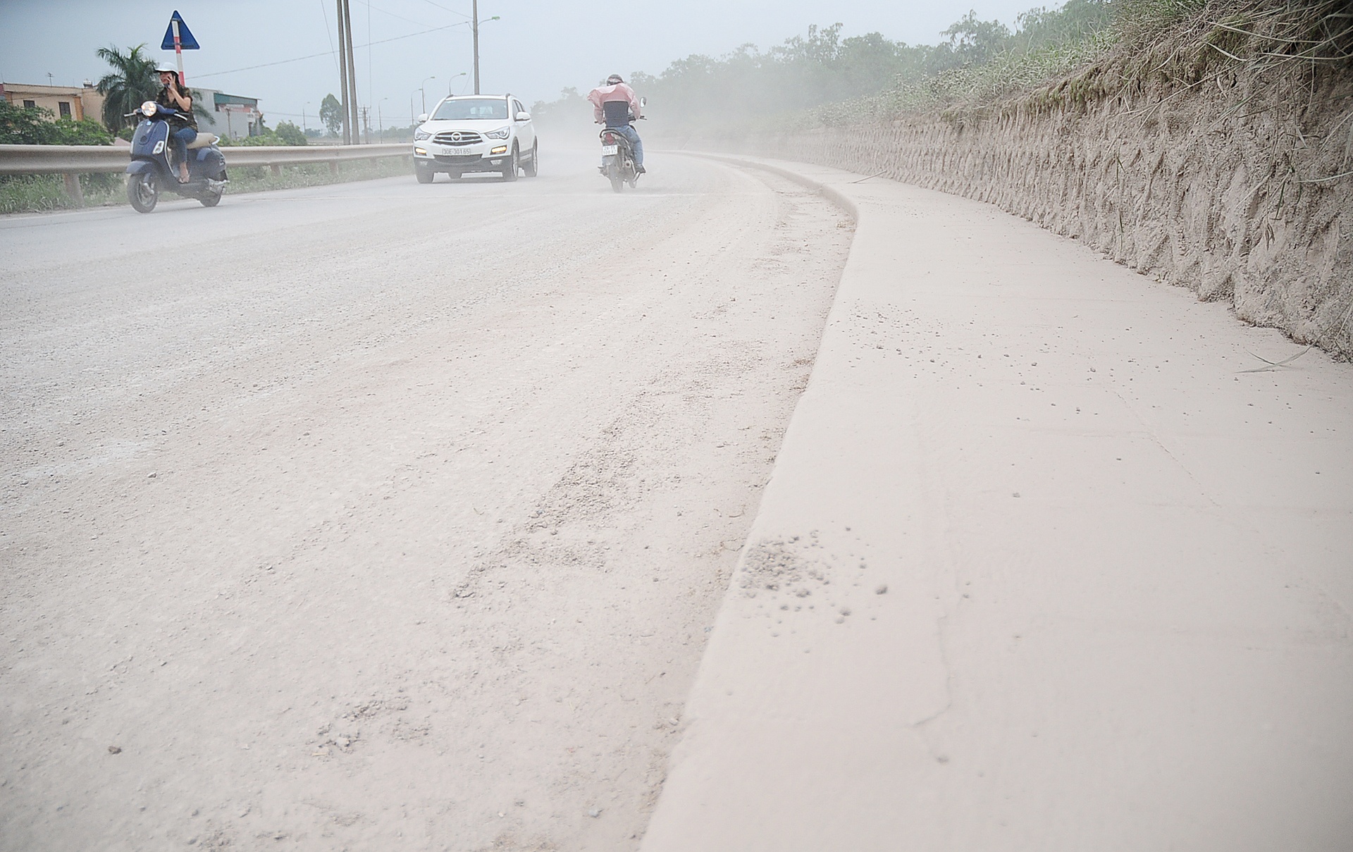Canh tuong bui mu nhu suong o Ha Noi anh 10