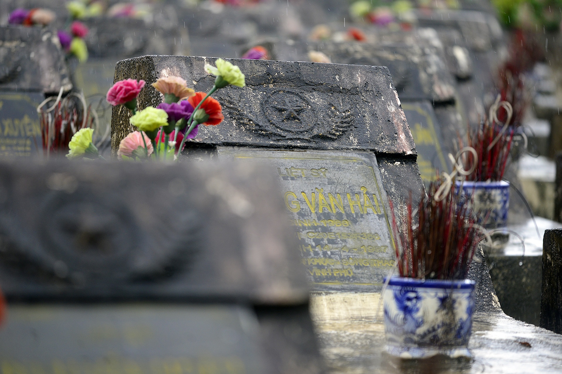 Doi mua tham dong doi tai chien truong Vi Xuyen anh 4