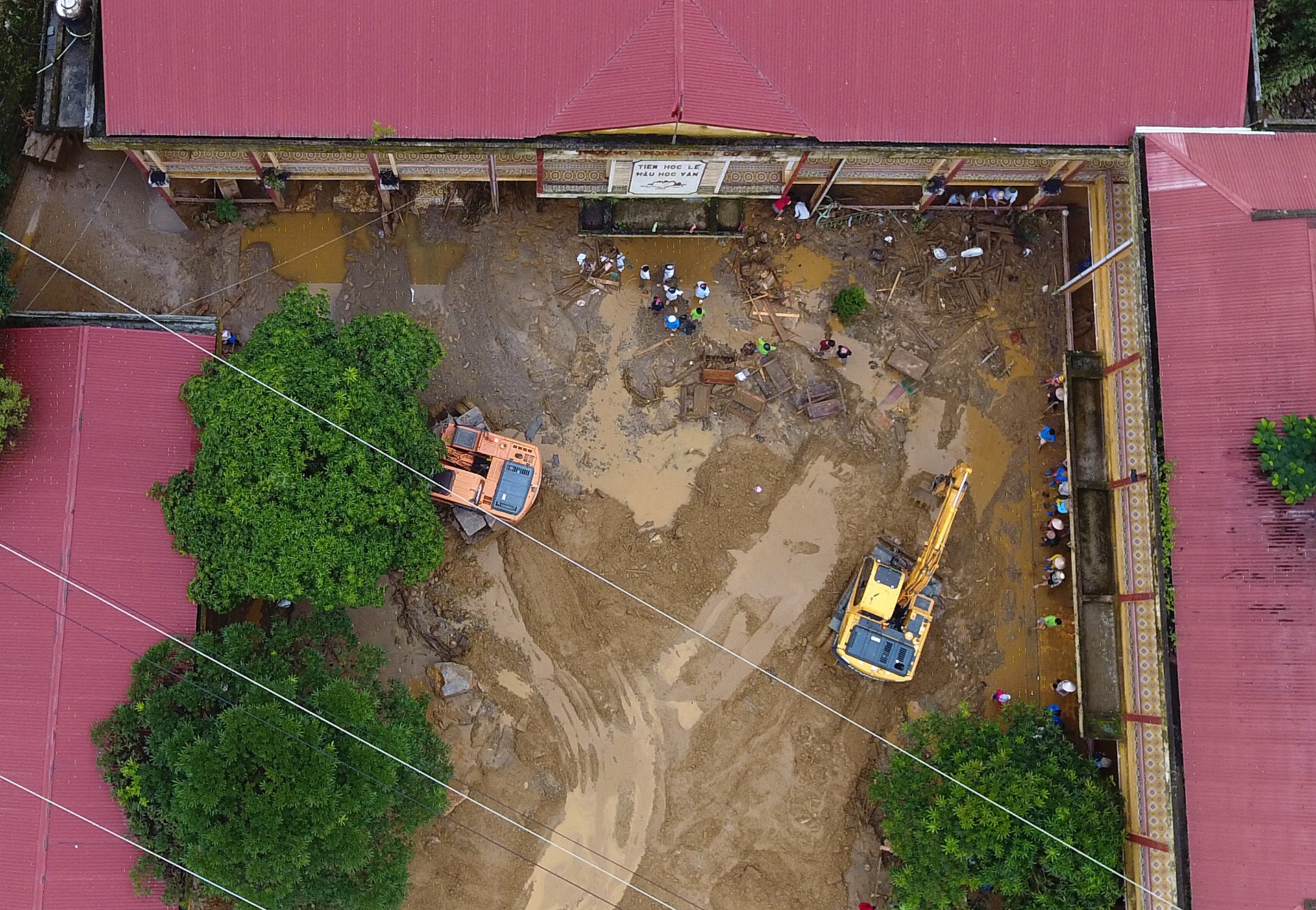 hinh anh noi ron lu mu cang chai anh 7