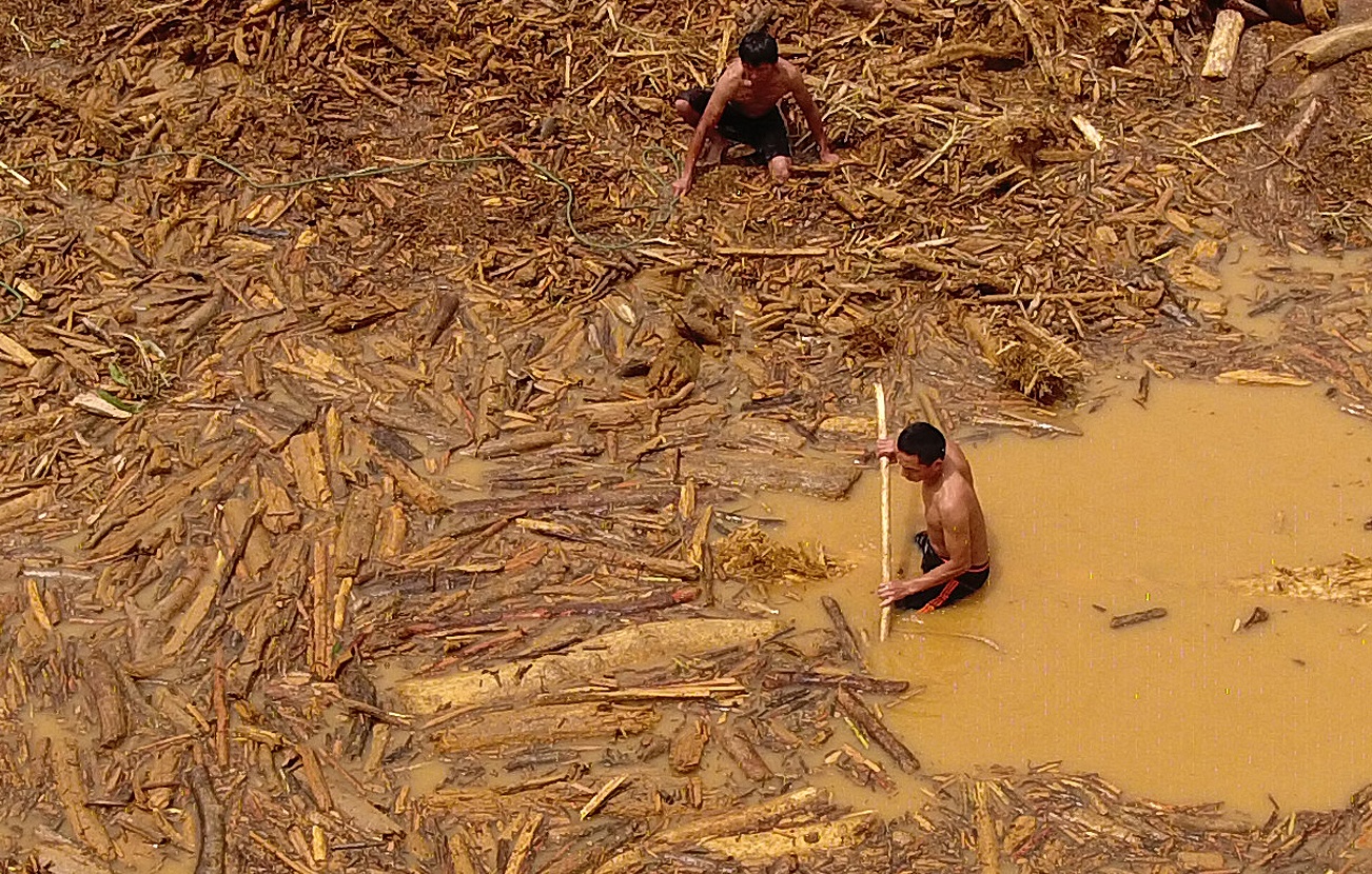 Lu quet lich su, ho thuy dien thanh ho cui hinh anh