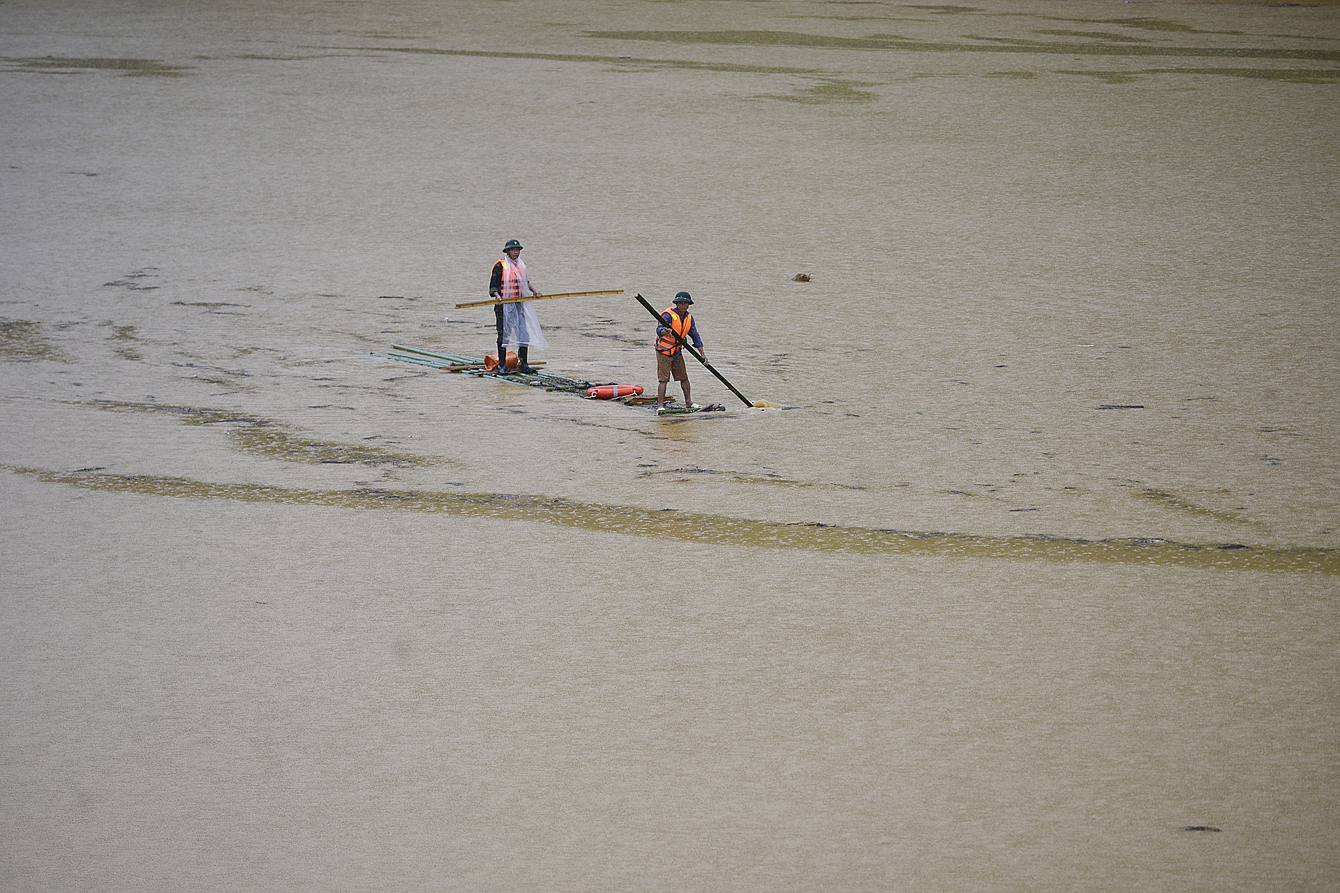 Lu ong o Yen Bai anh 1