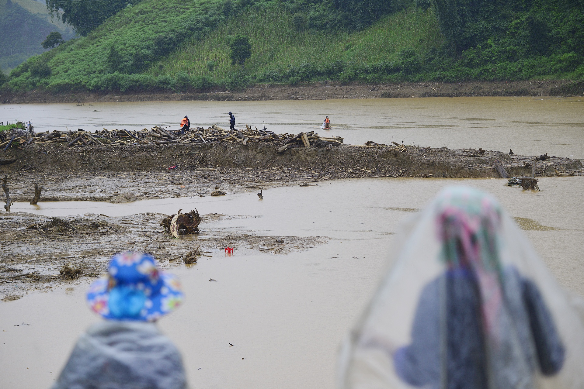 Lu ong o Yen Bai anh 4