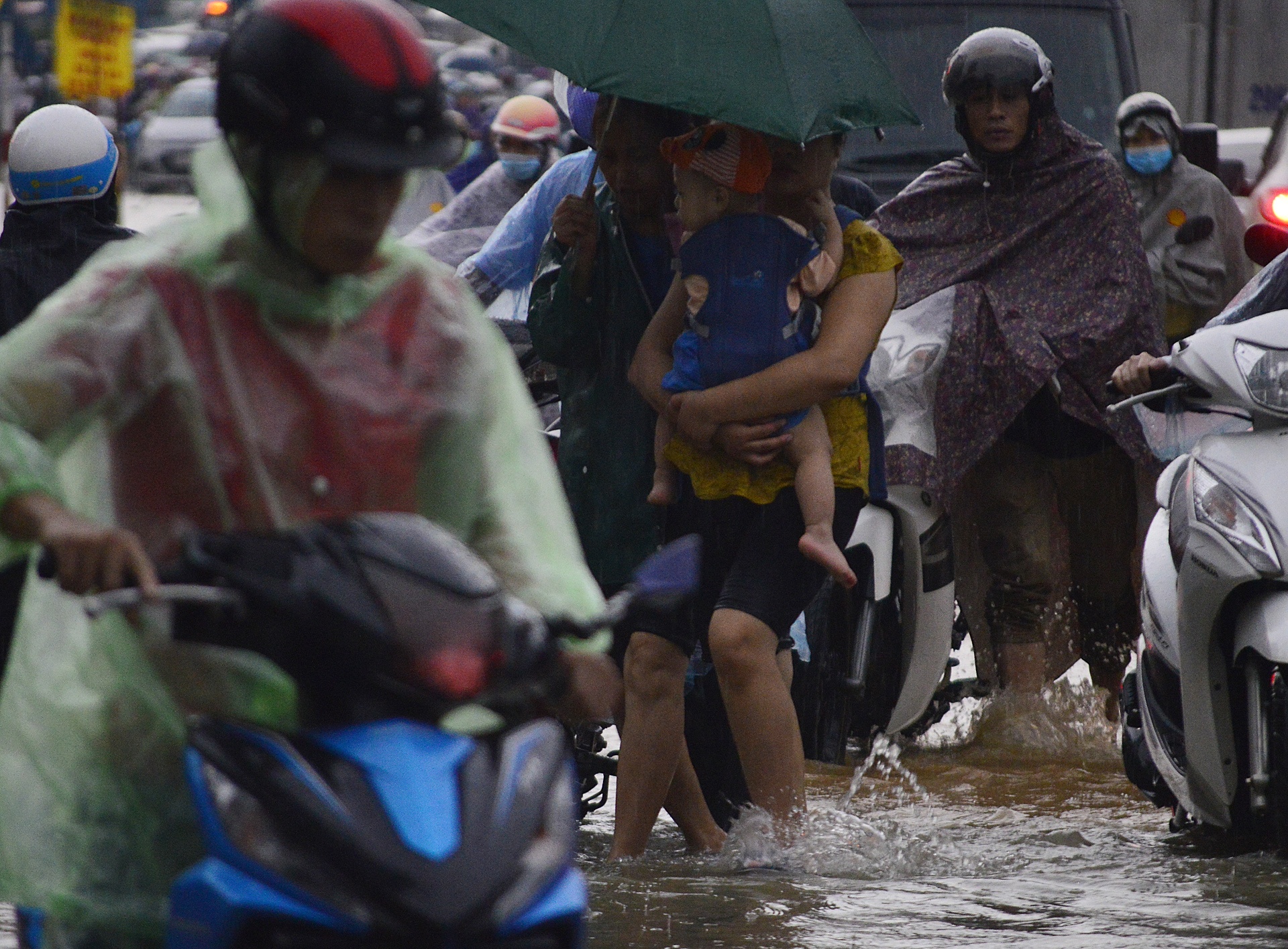 Un tac nhieu gio tai quoc lo 6 anh 6
