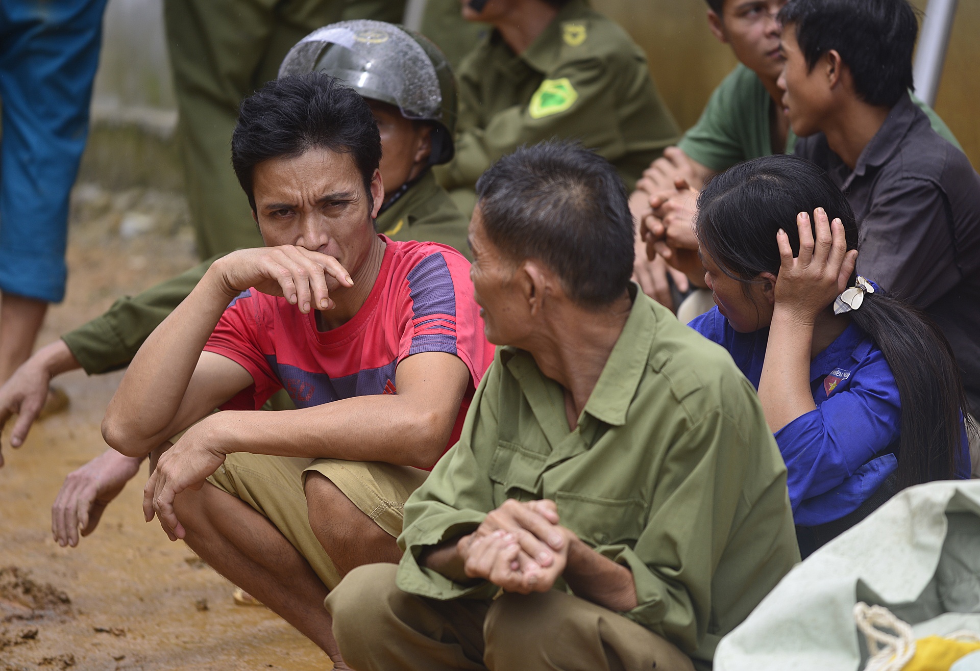 dat da chon vui 18 nguoi tai Hoa Binh anh 13