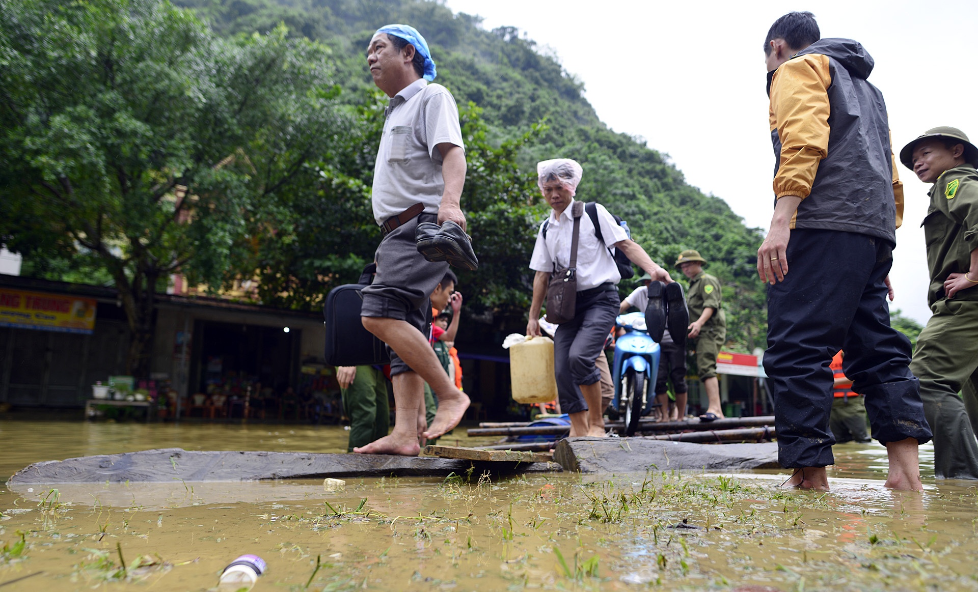 nga ba tong dau ngap nang do mua lon anh 8