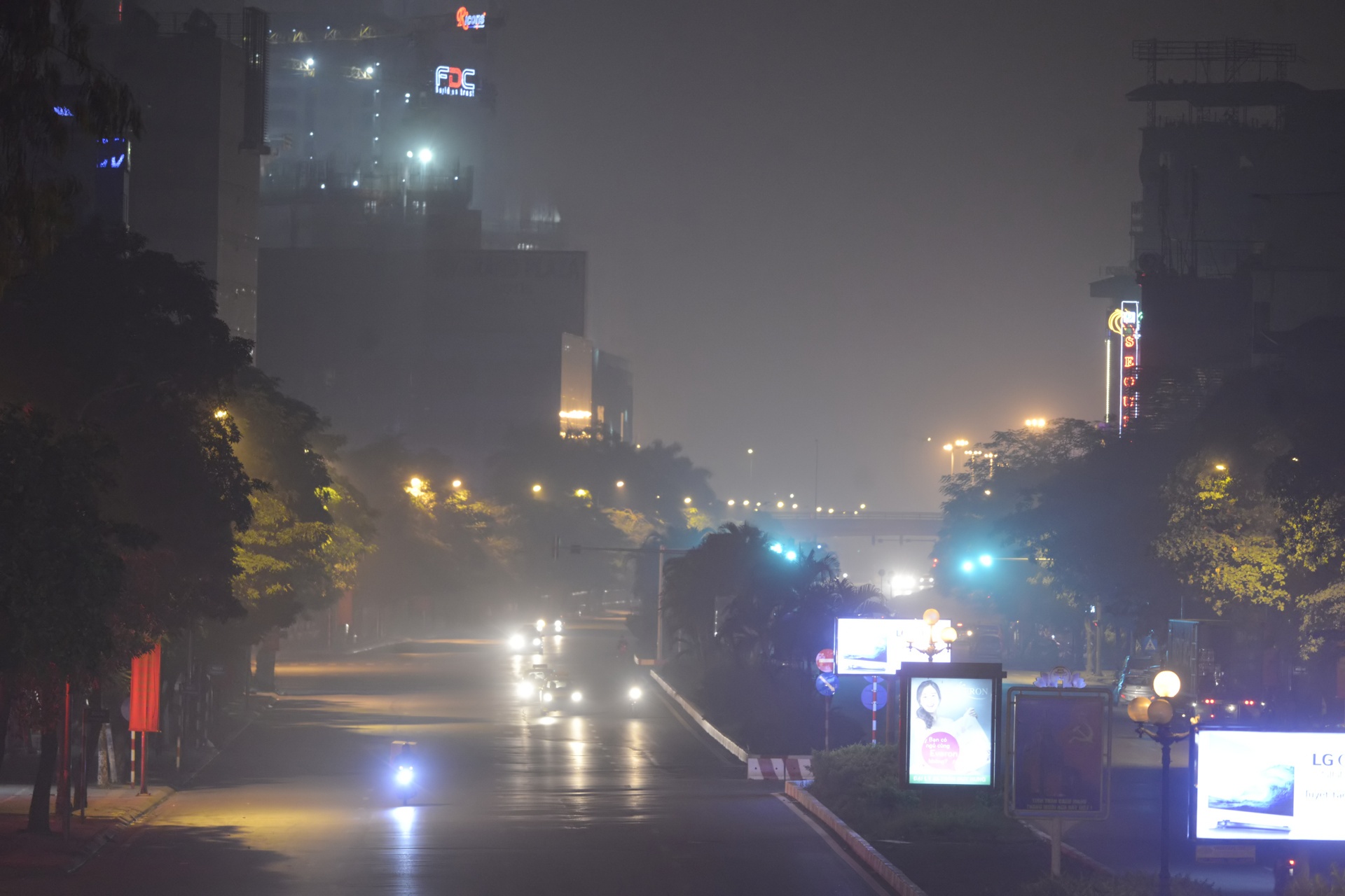 Khoi mu bao phu Ha Noi anh 14