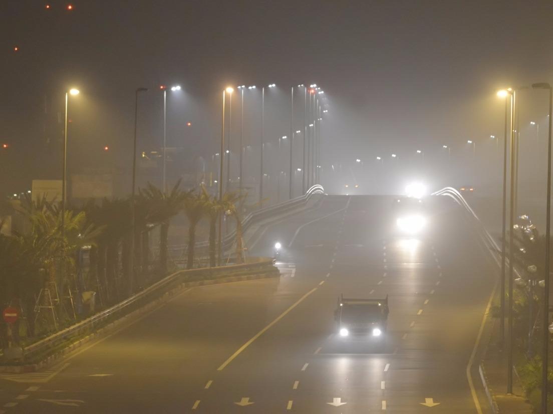 Khoi mu bao phu Ha Noi hinh anh