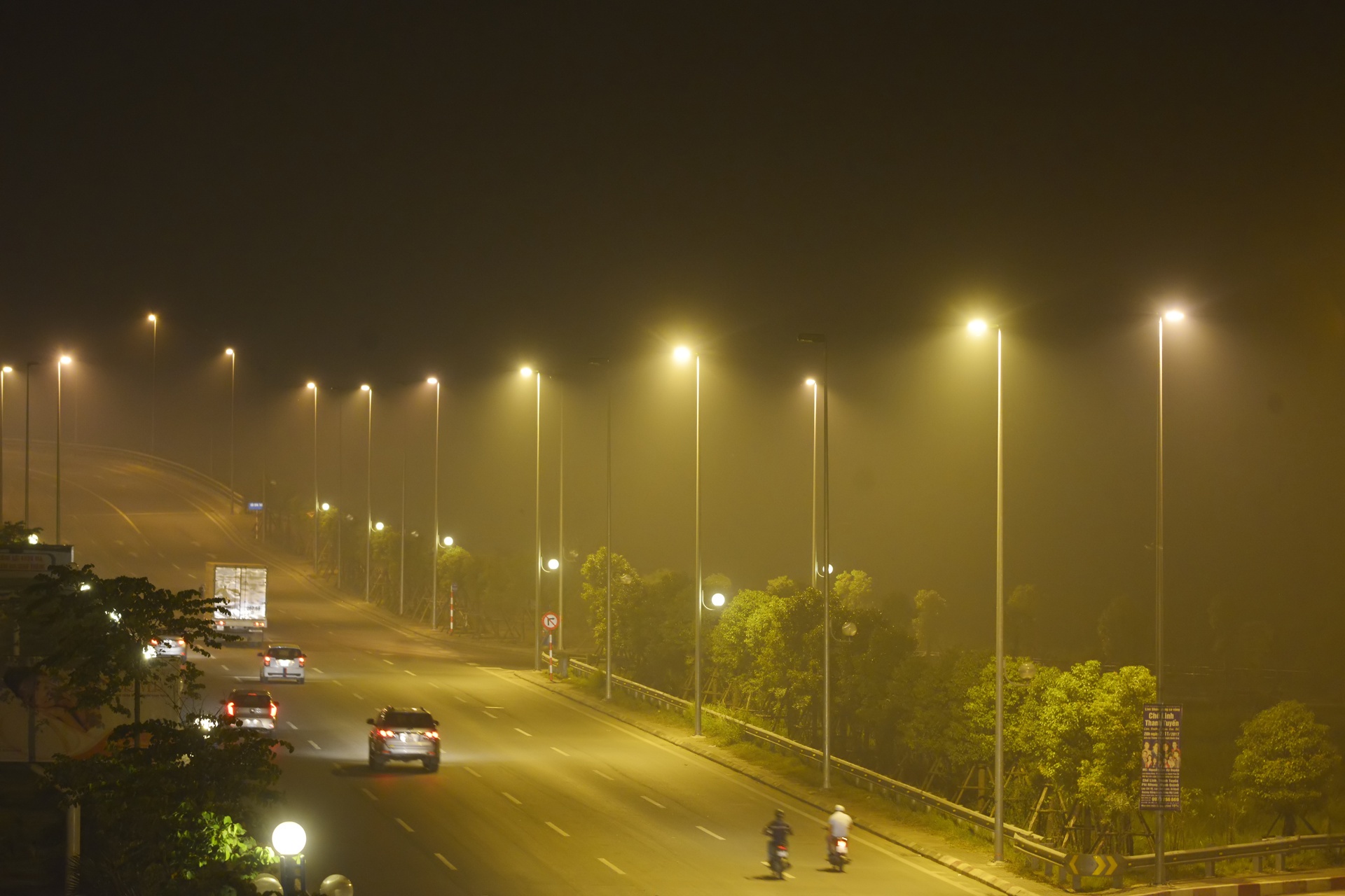 Khoi mu bao phu Ha Noi anh 2
