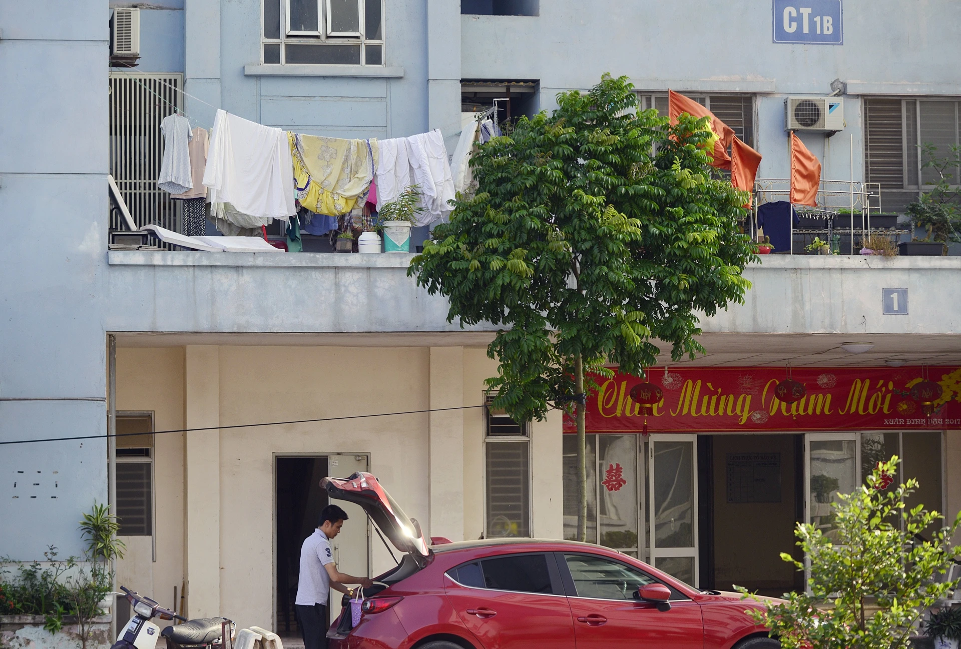 nhung chung cu tai dinh cu bo hoang va it nguoi o anh 15
