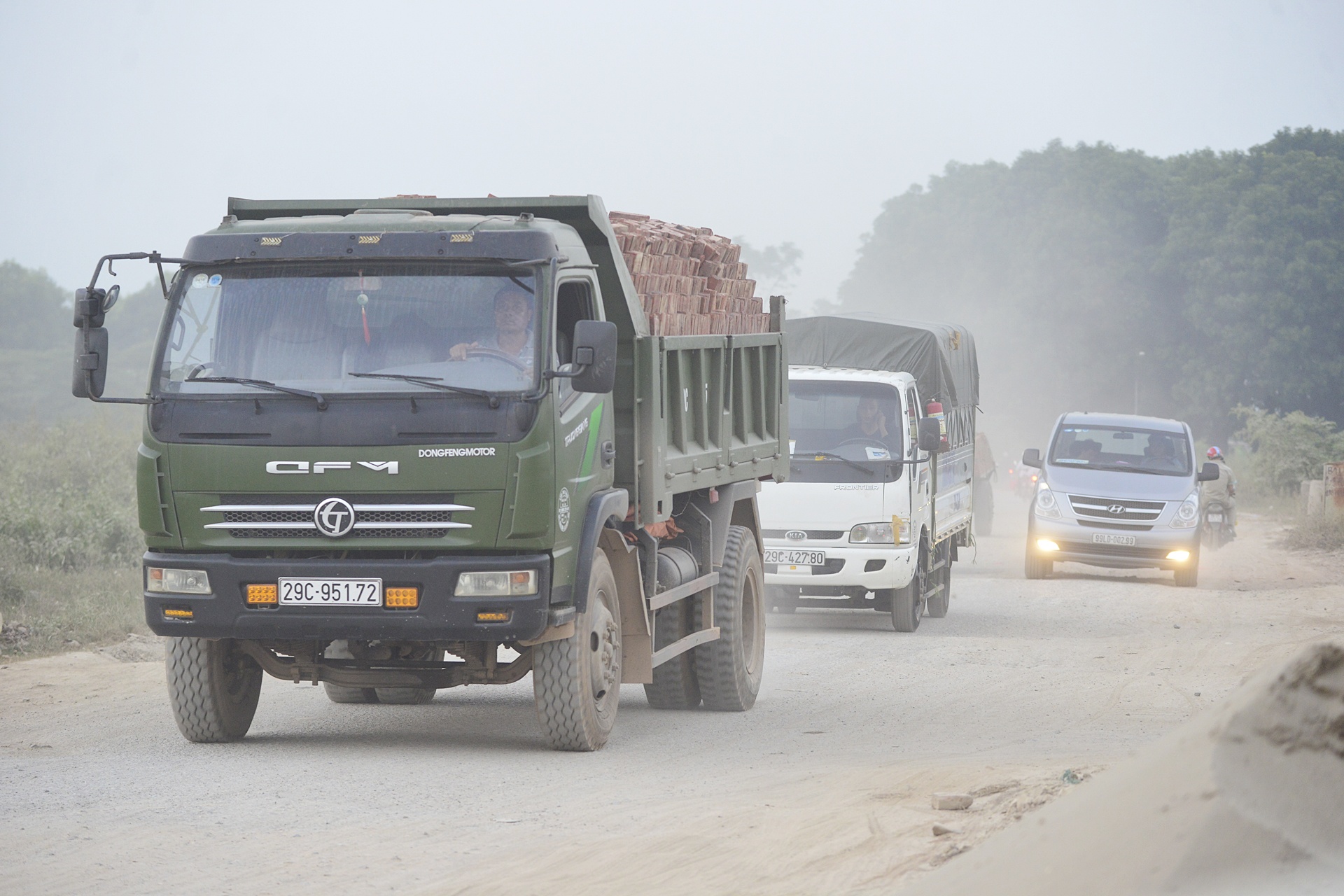 Tinh lo bi 'bam nat' vi tai xe ne tram BOT Thang Long - Noi Bai hinh anh