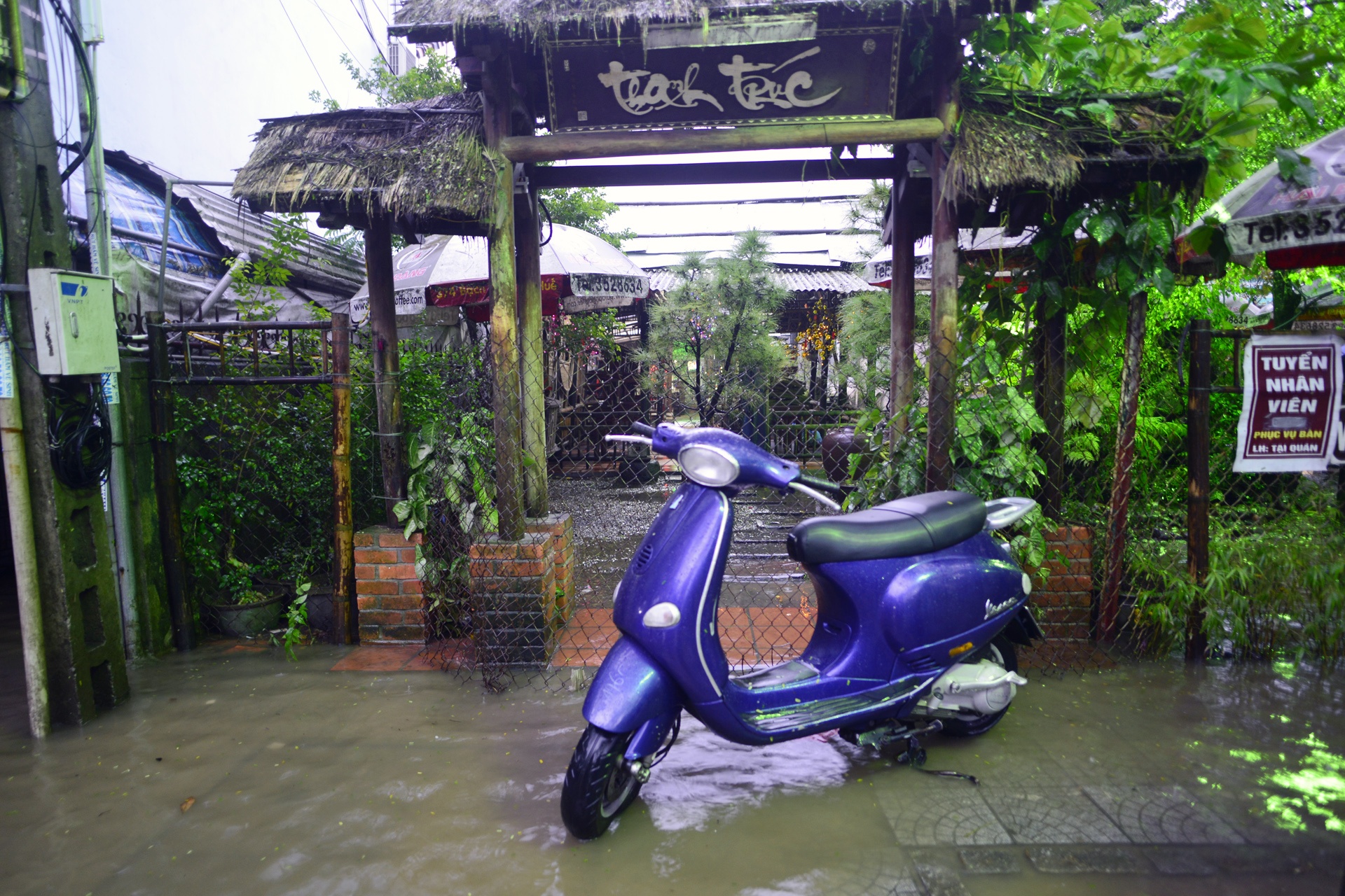 cuoc song nguoi dan Hue bi dao lon vi mua lut anh 6