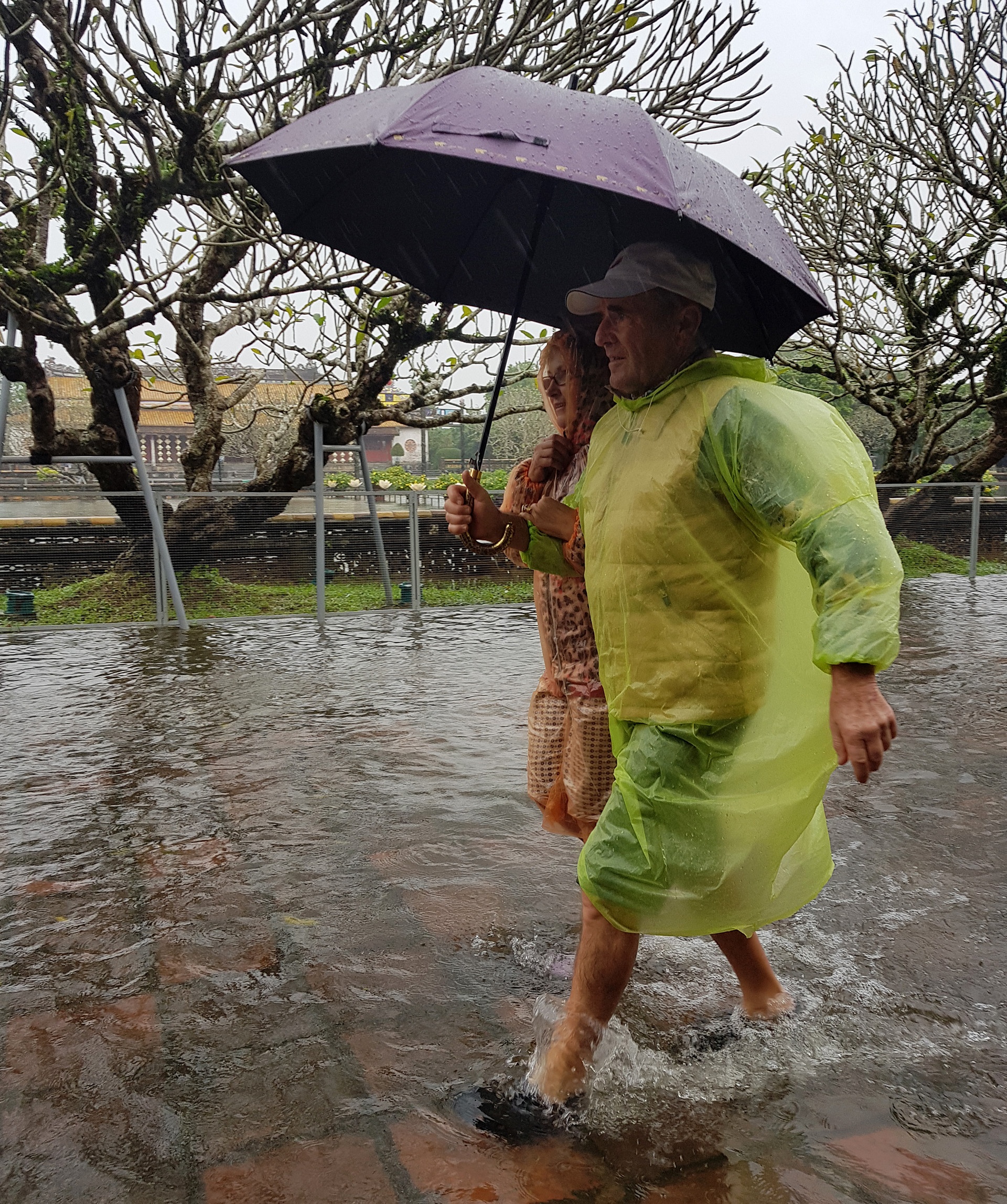 du khach loi nuoc trong dai noi Hue anh 7