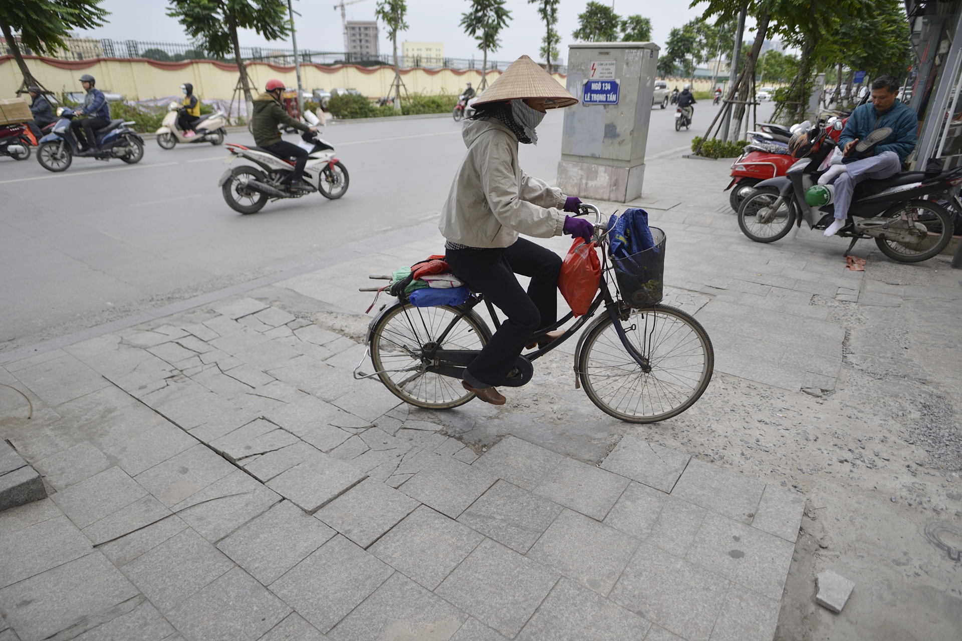 da via he bi hu hong nang anh 2