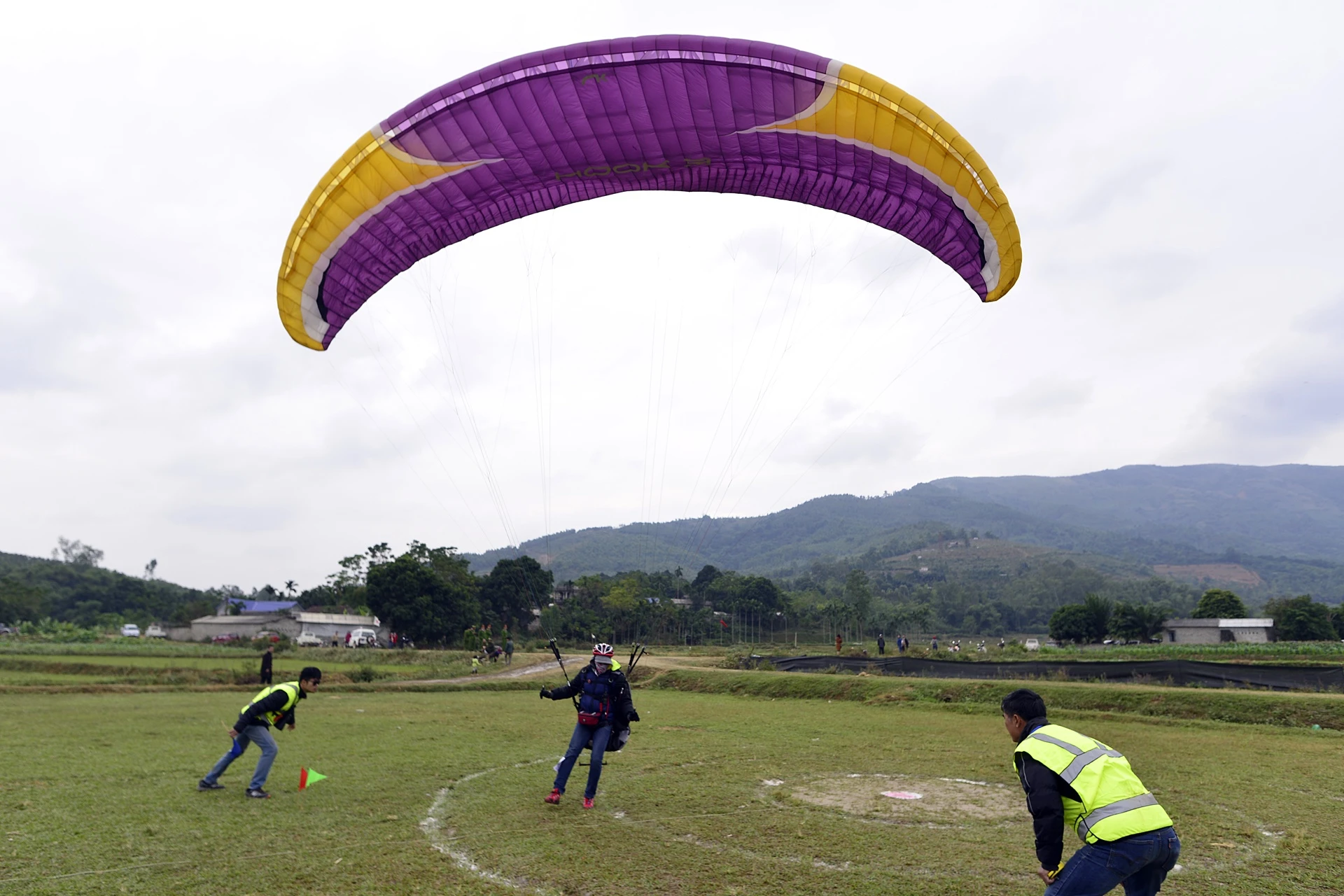 Giai du luon Viet Nam mo rong anh 8