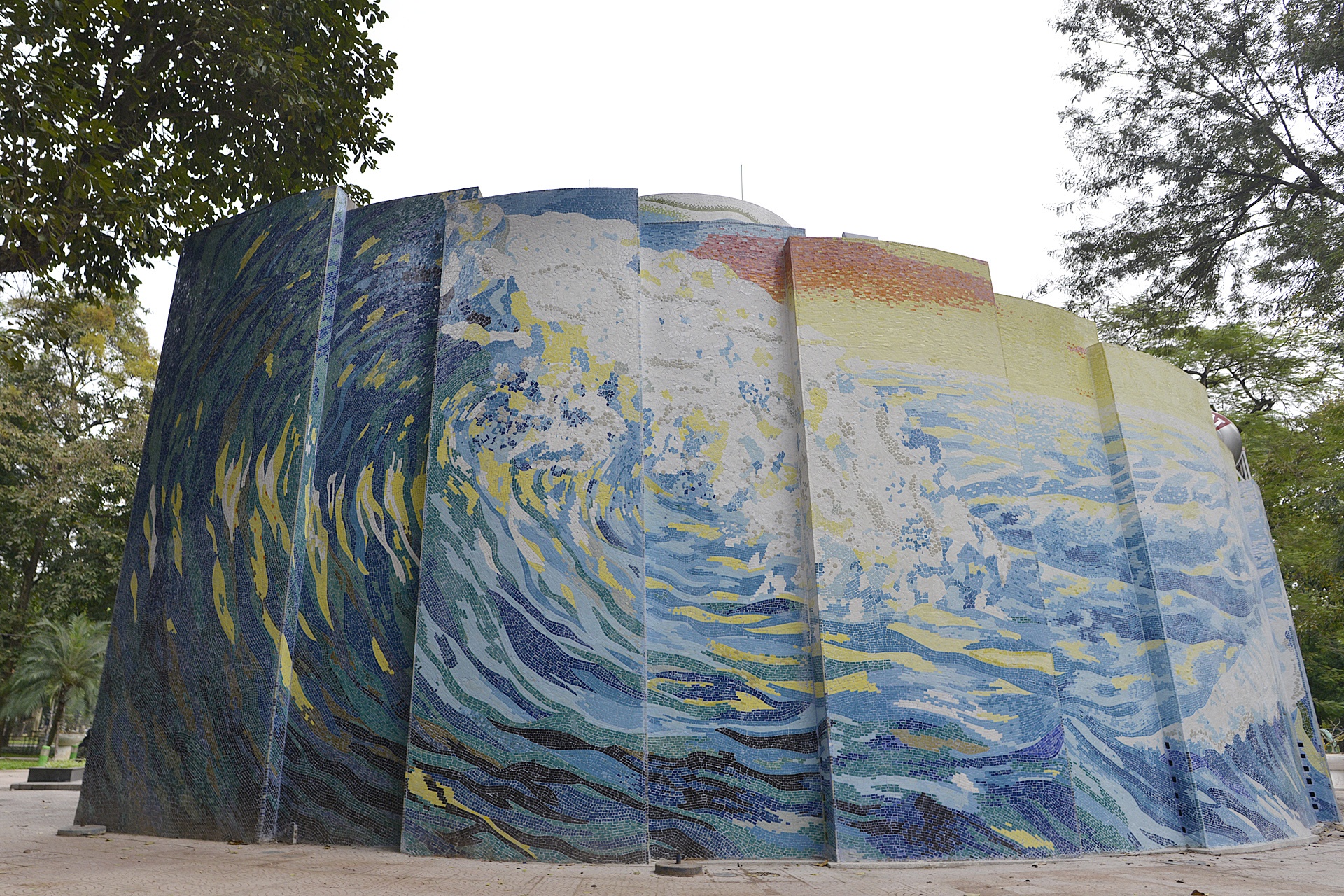 nha Guong cong vien Thong Nhat lot xac anh 12