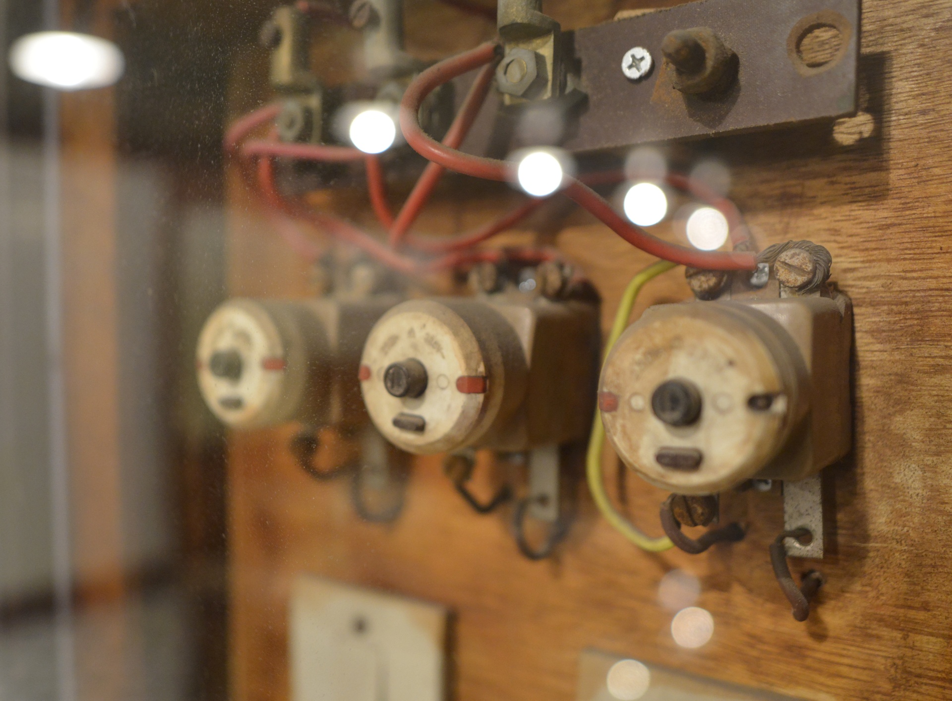 ham chi huy chong bom nguyen tu o Ha Noi anh 15